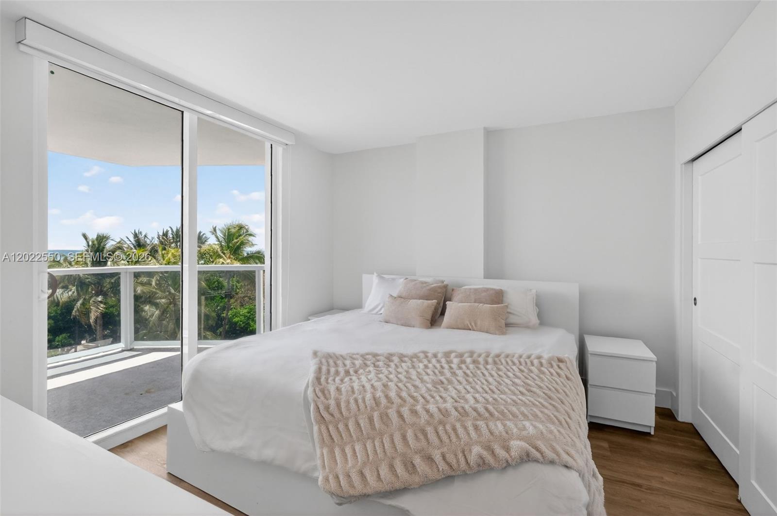 2401 Collins Ave #602 Miami Beach, FL 33140
