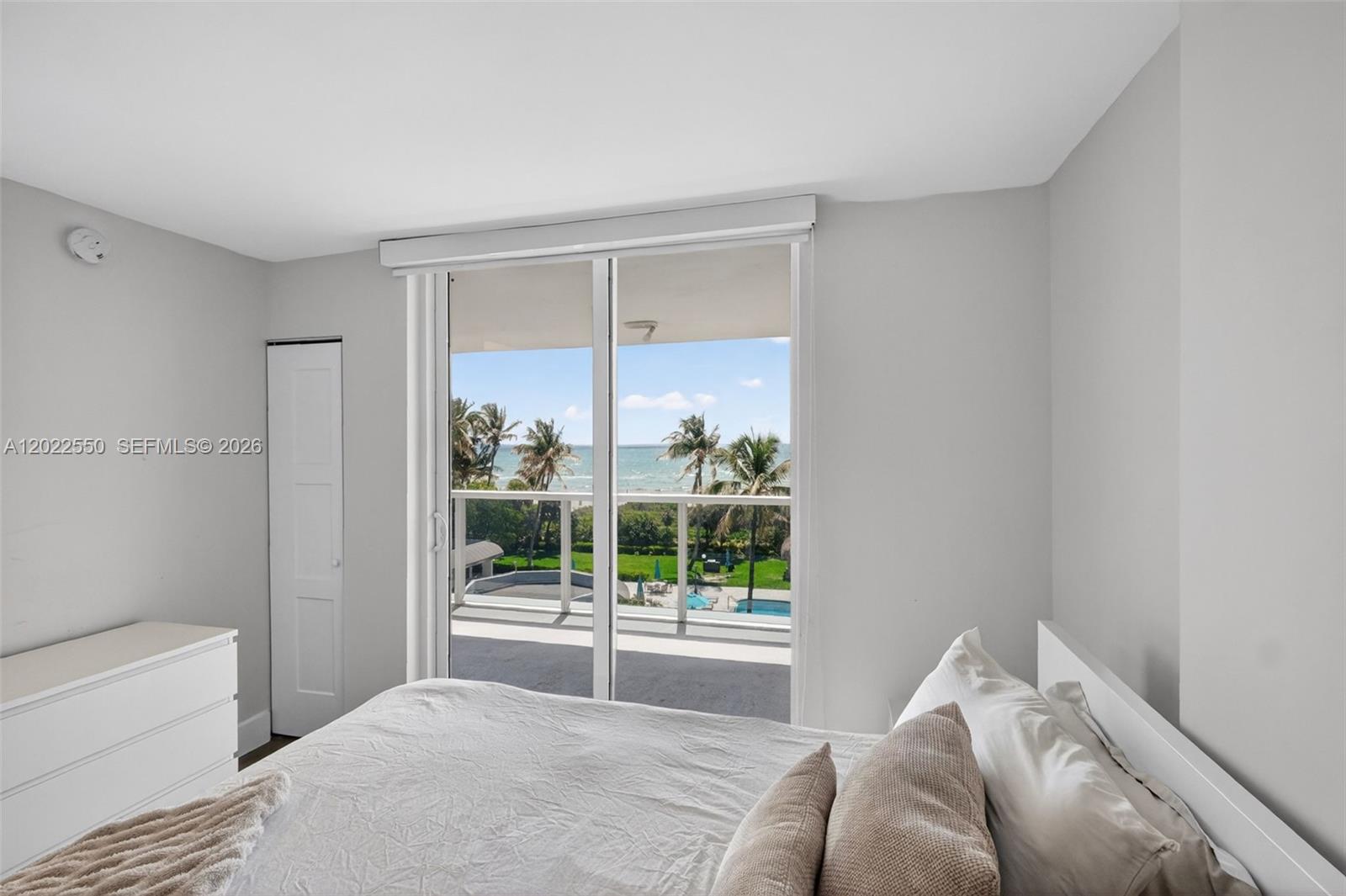 2401 Collins Ave #602 Miami Beach, FL 33140