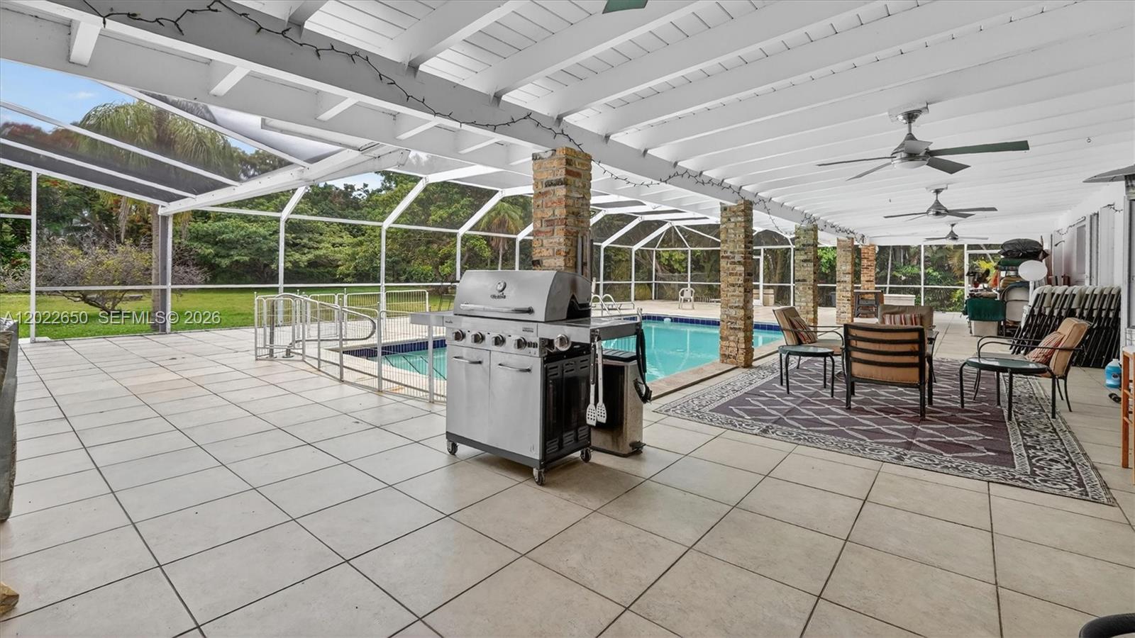 11651 SW 64th Ave Pinecrest, FL 33156