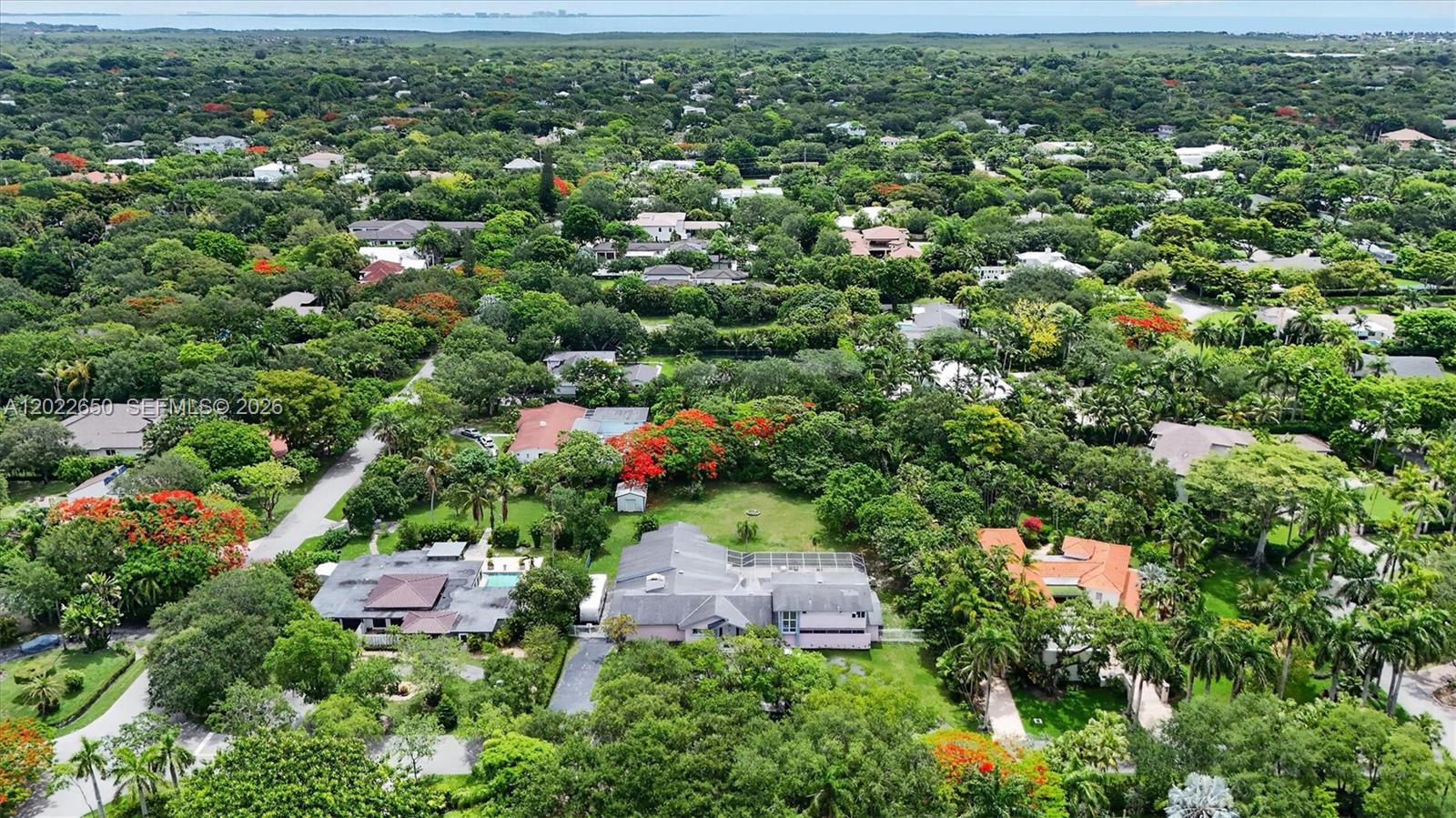 11651 SW 64th Ave Pinecrest, FL 33156