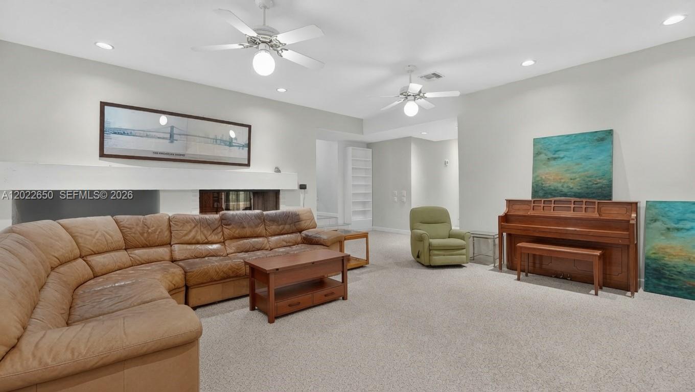 11651 SW 64th Ave Pinecrest, FL 33156