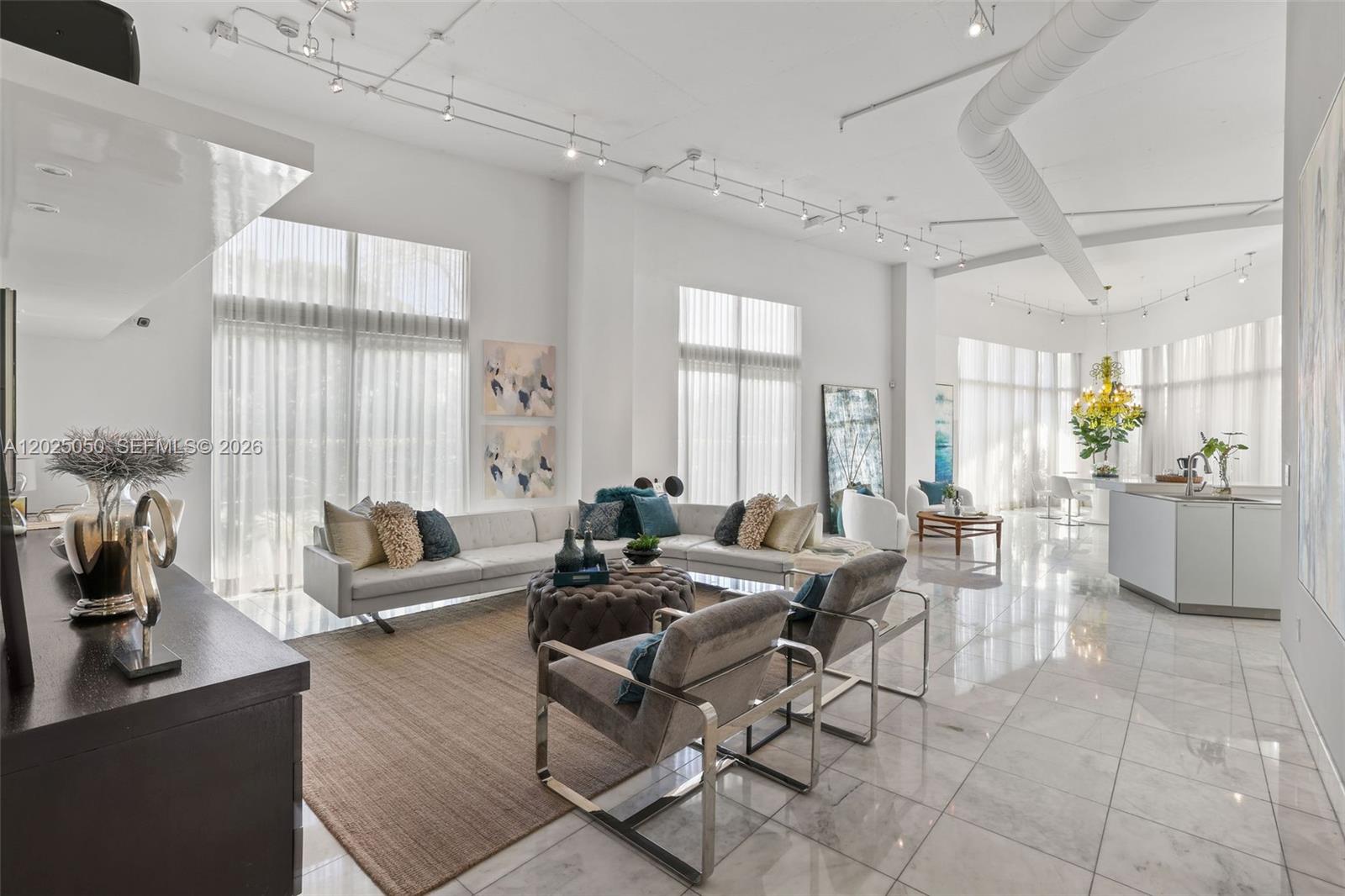 2001 Meridian Ave #101 Miami Beach, FL 33139