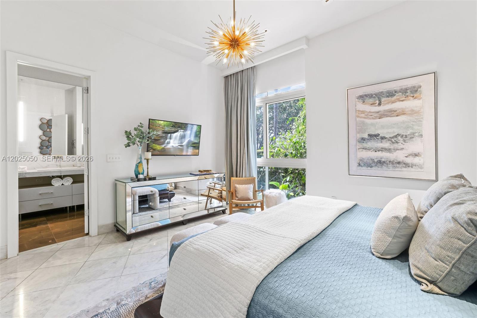 2001 Meridian Ave #101 Miami Beach, FL 33139