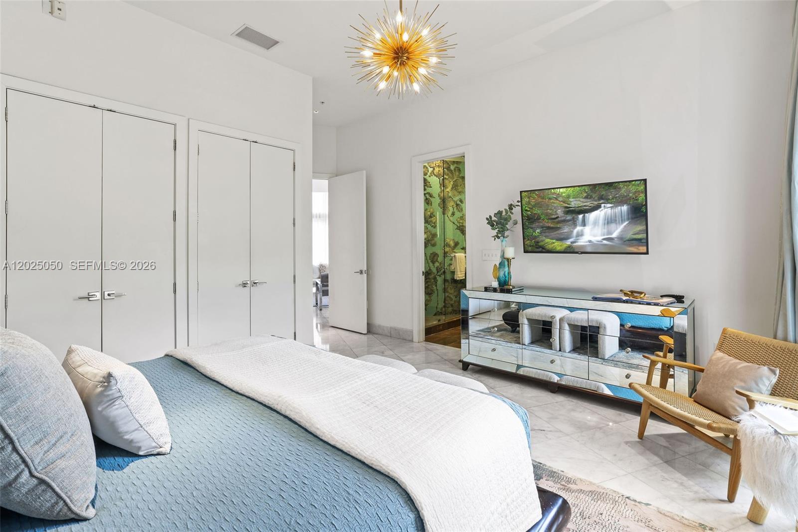 2001 Meridian Ave #101 Miami Beach, FL 33139