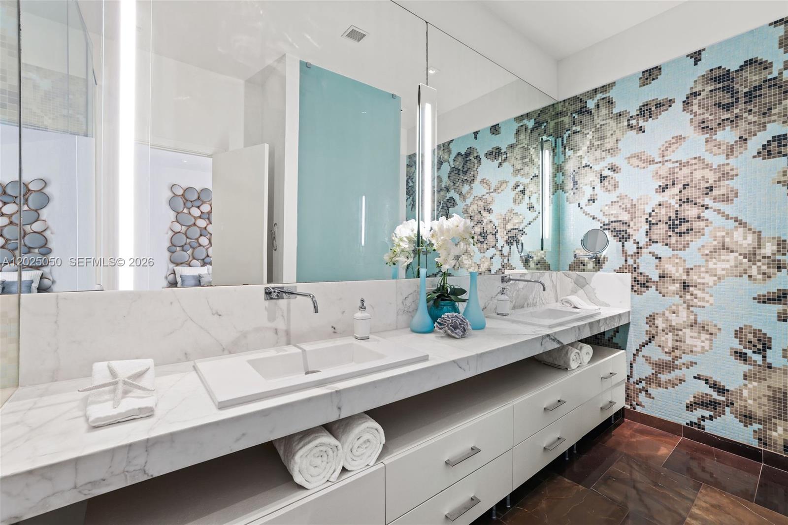 2001 Meridian Ave #101 Miami Beach, FL 33139