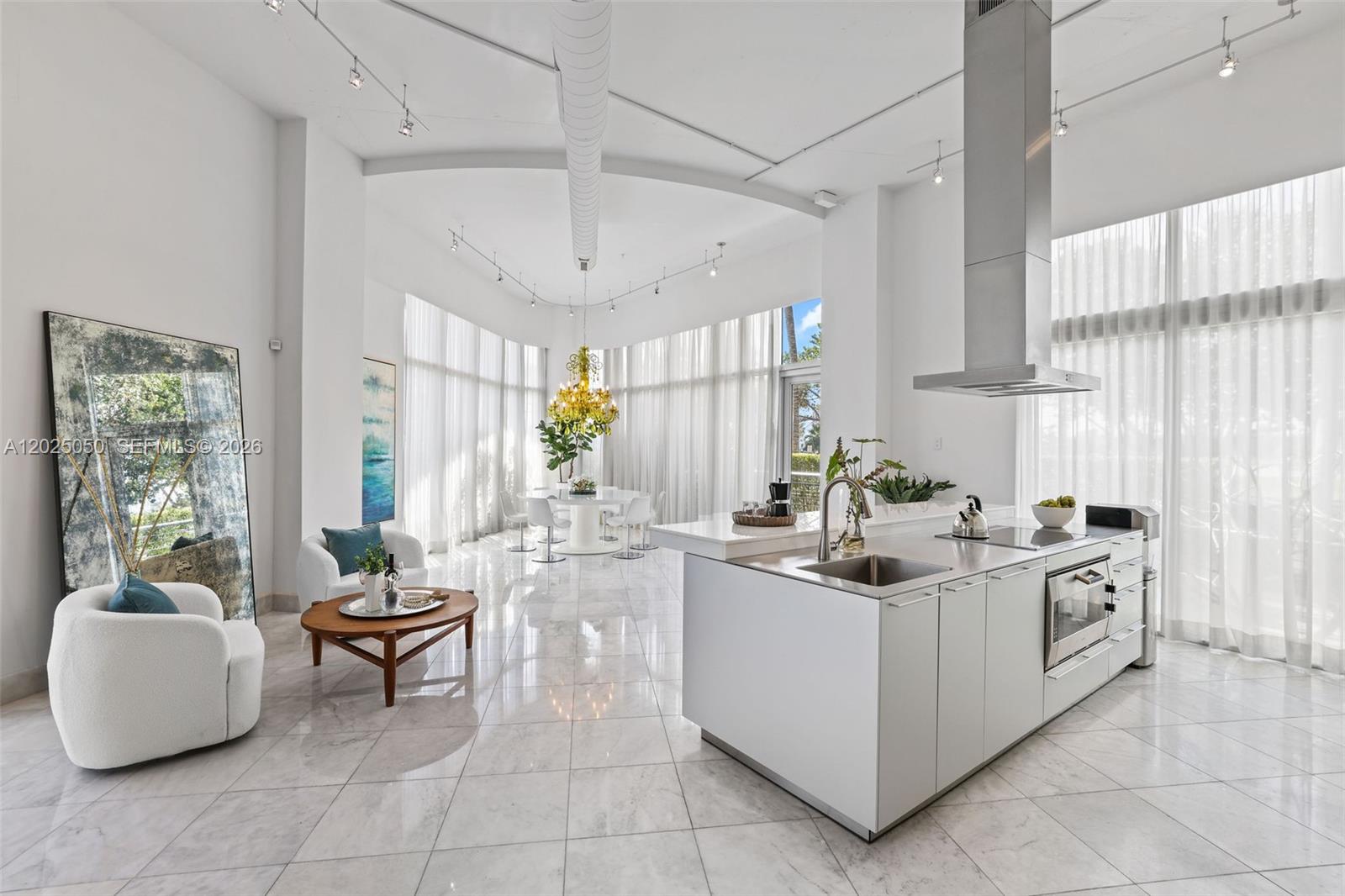 2001 Meridian Ave #101 Miami Beach, FL 33139