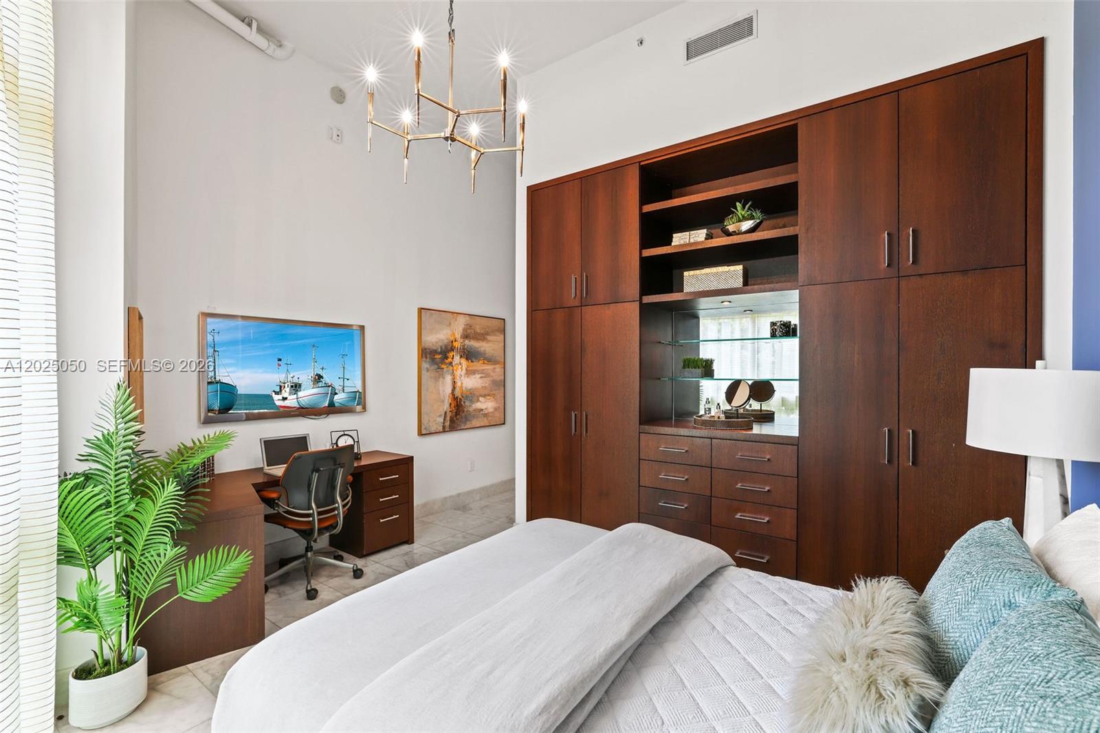2001 Meridian Ave #101 Miami Beach, FL 33139