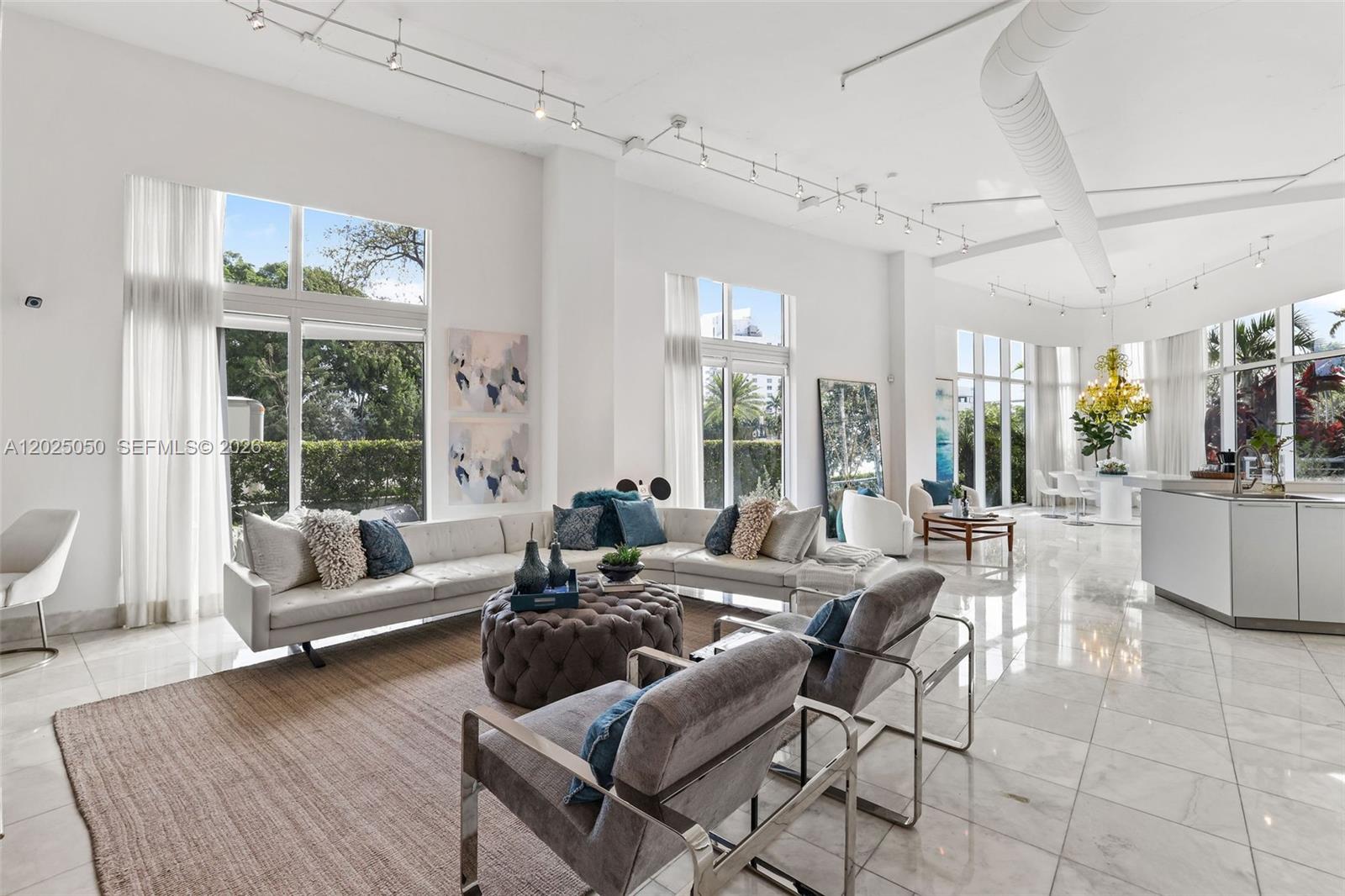 2001 Meridian Ave #101 Miami Beach, FL 33139