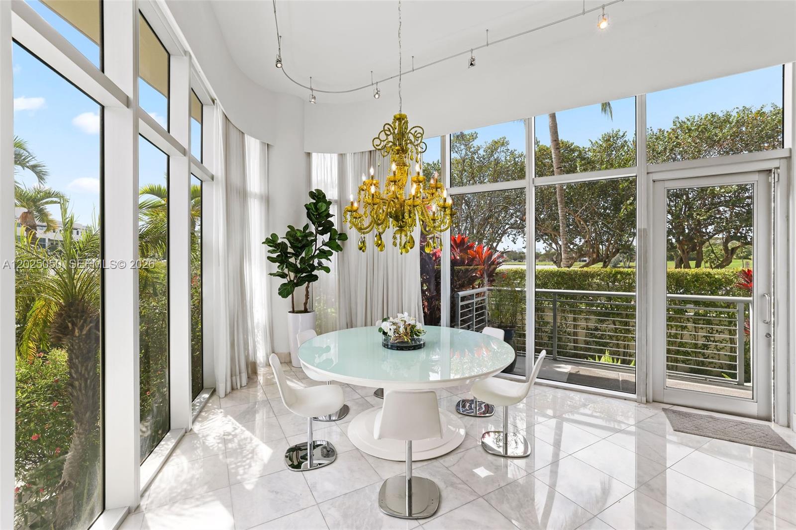2001 Meridian Ave #101 Miami Beach, FL 33139