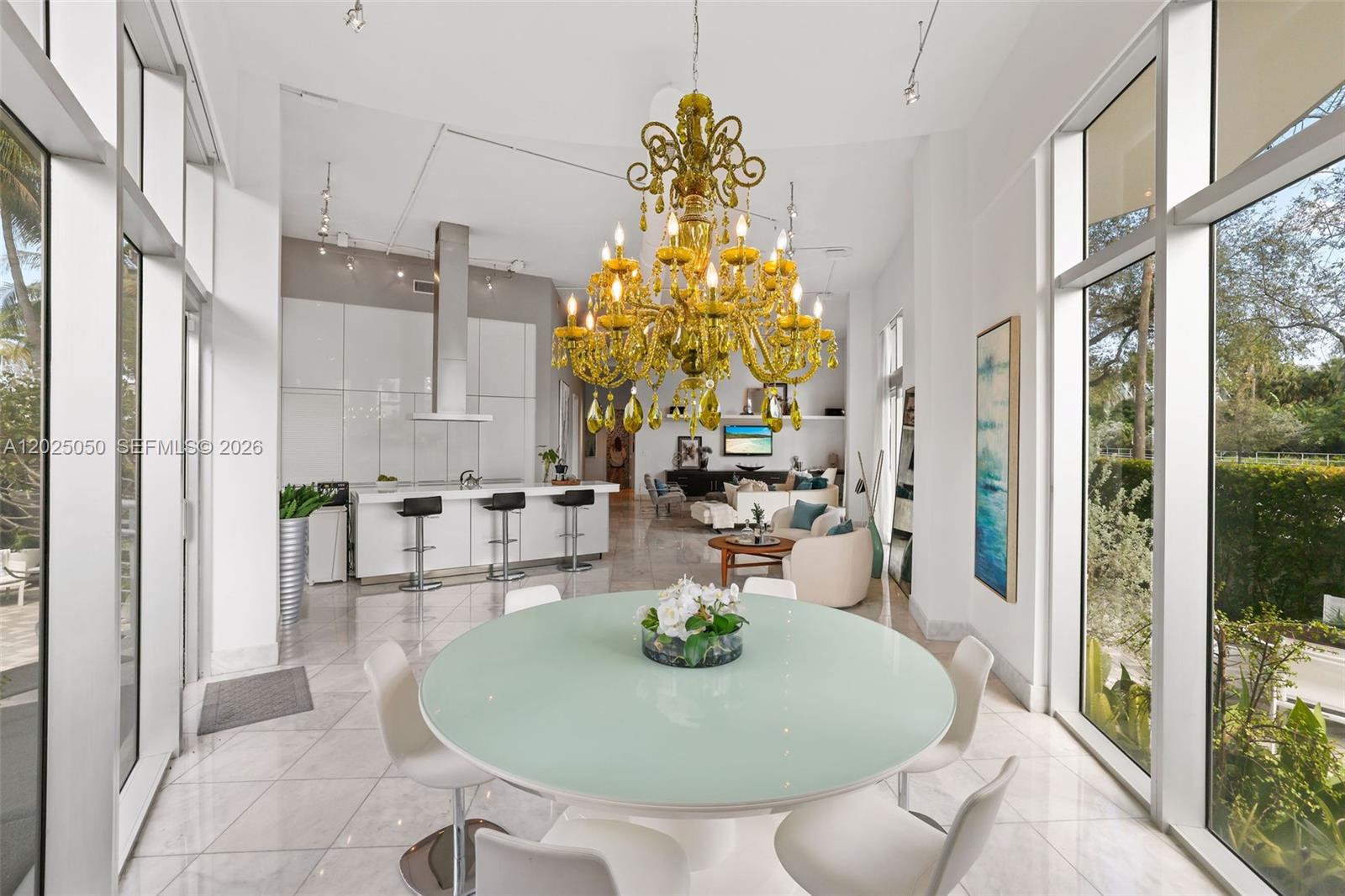 2001 Meridian Ave #101 Miami Beach, FL 33139