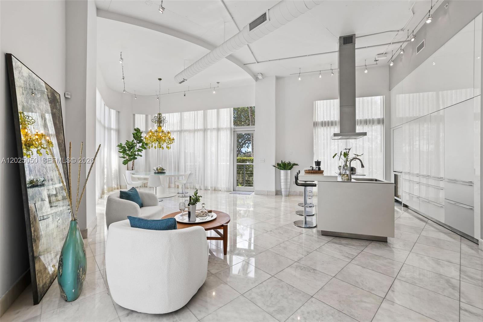 2001 Meridian Ave #101 Miami Beach, FL 33139