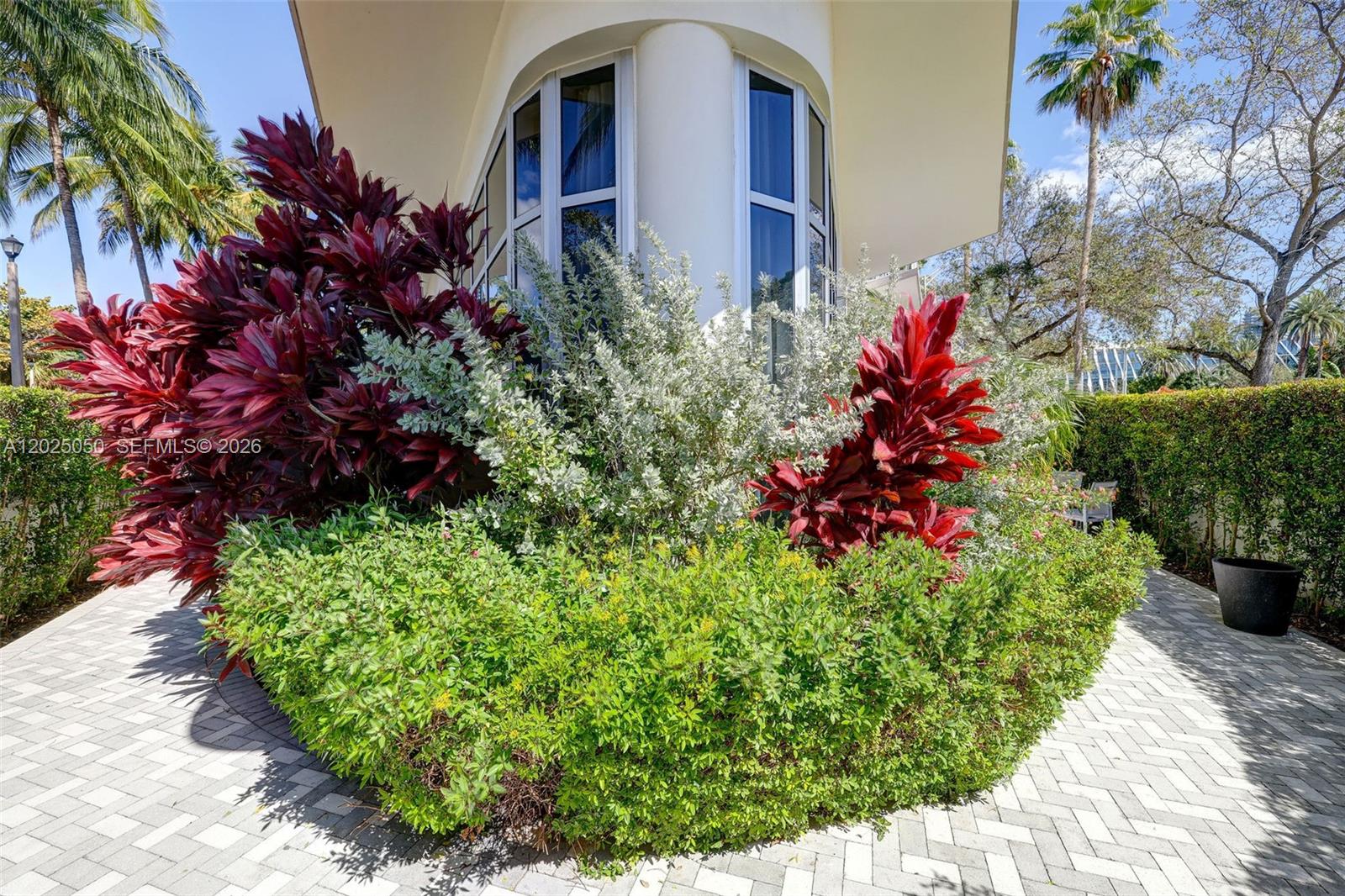2001 Meridian Ave #101 Miami Beach, FL 33139