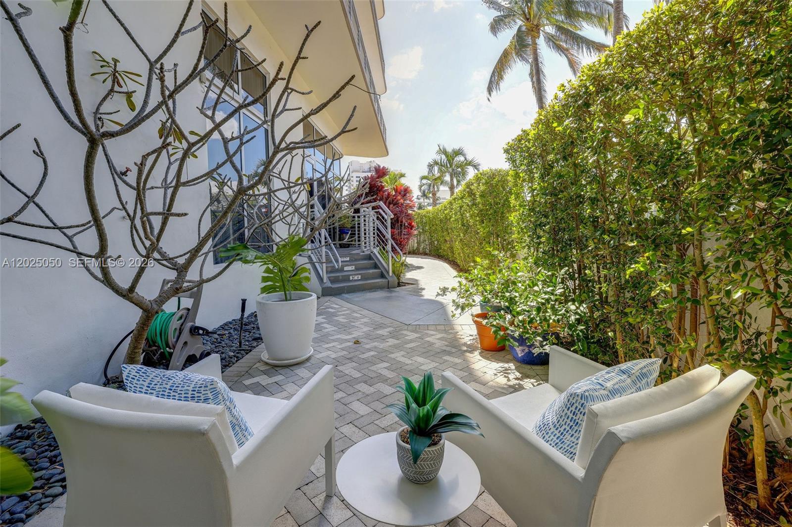 2001 Meridian Ave #101 Miami Beach, FL 33139
