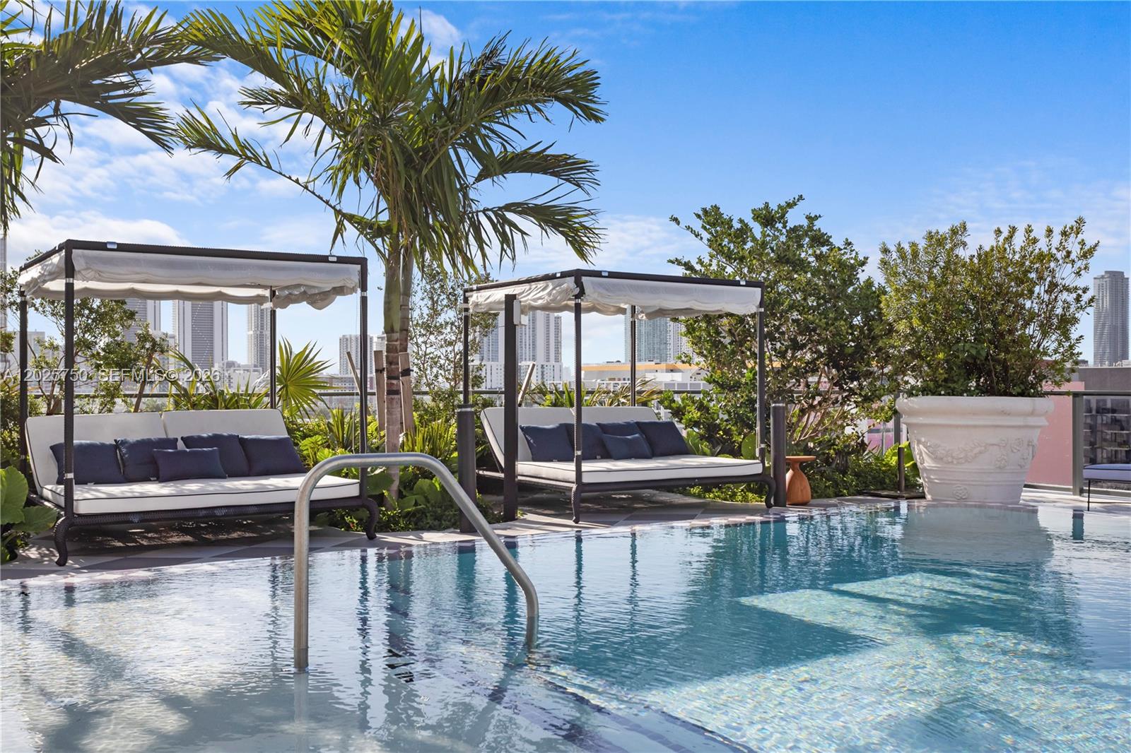 2700 NW 2nd Ave #710 Miami, FL 33127