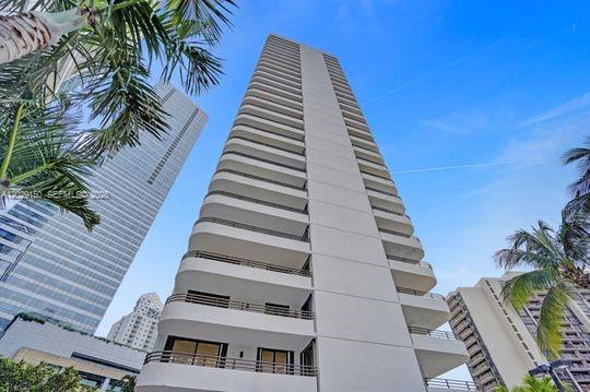 image Brickell East0