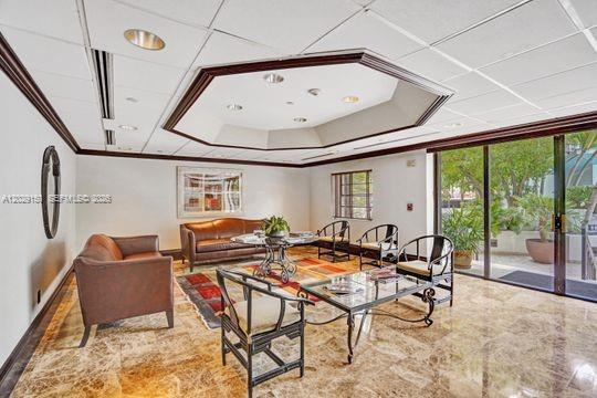 151 SE 15th Rd #502 Miami, FL 33129