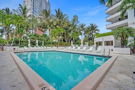 151 SE 15th Rd #502 Miami, FL 33129