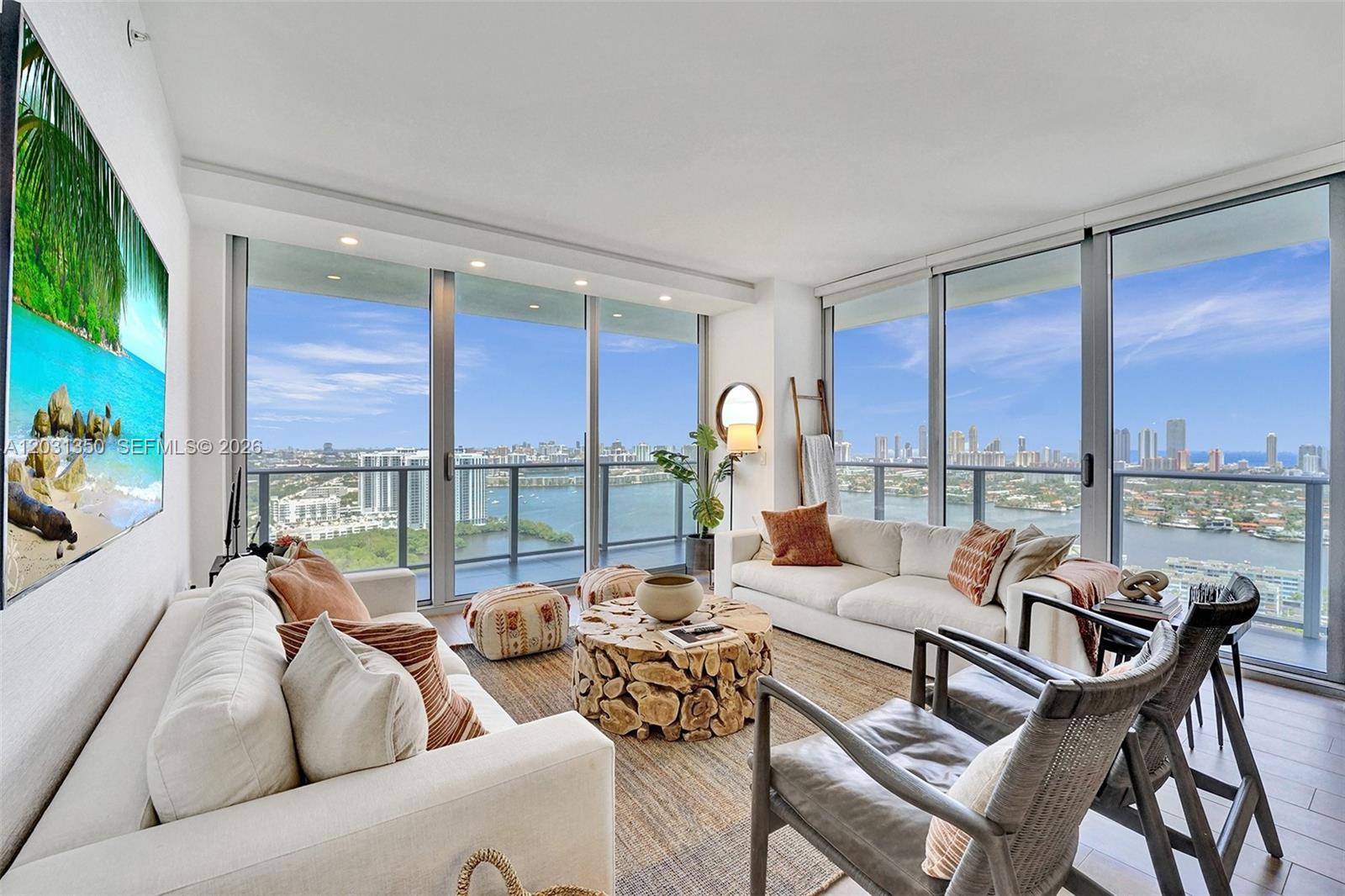 16385 Biscayne Blvd #3107
