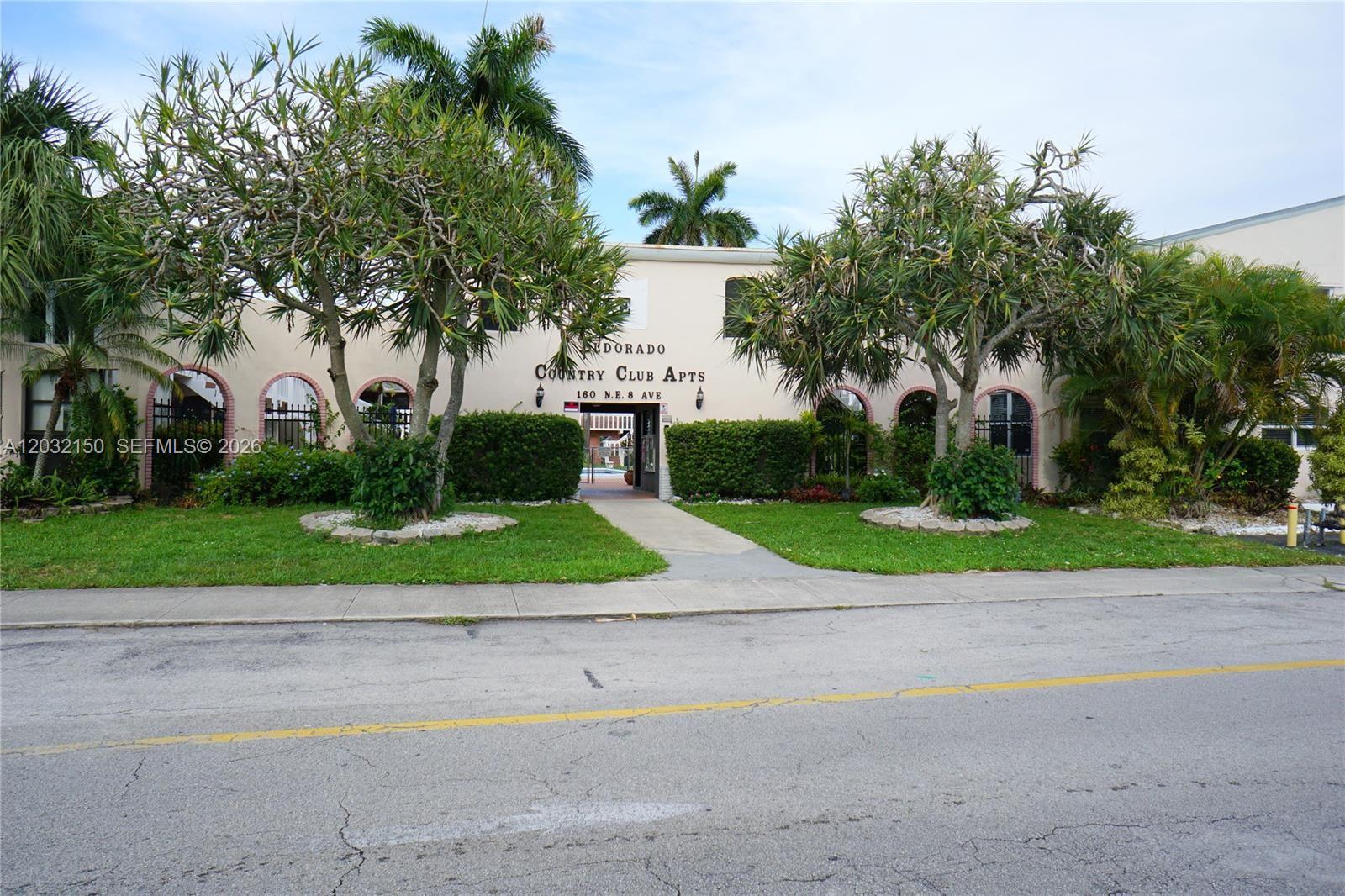 160 NE 8th #25A