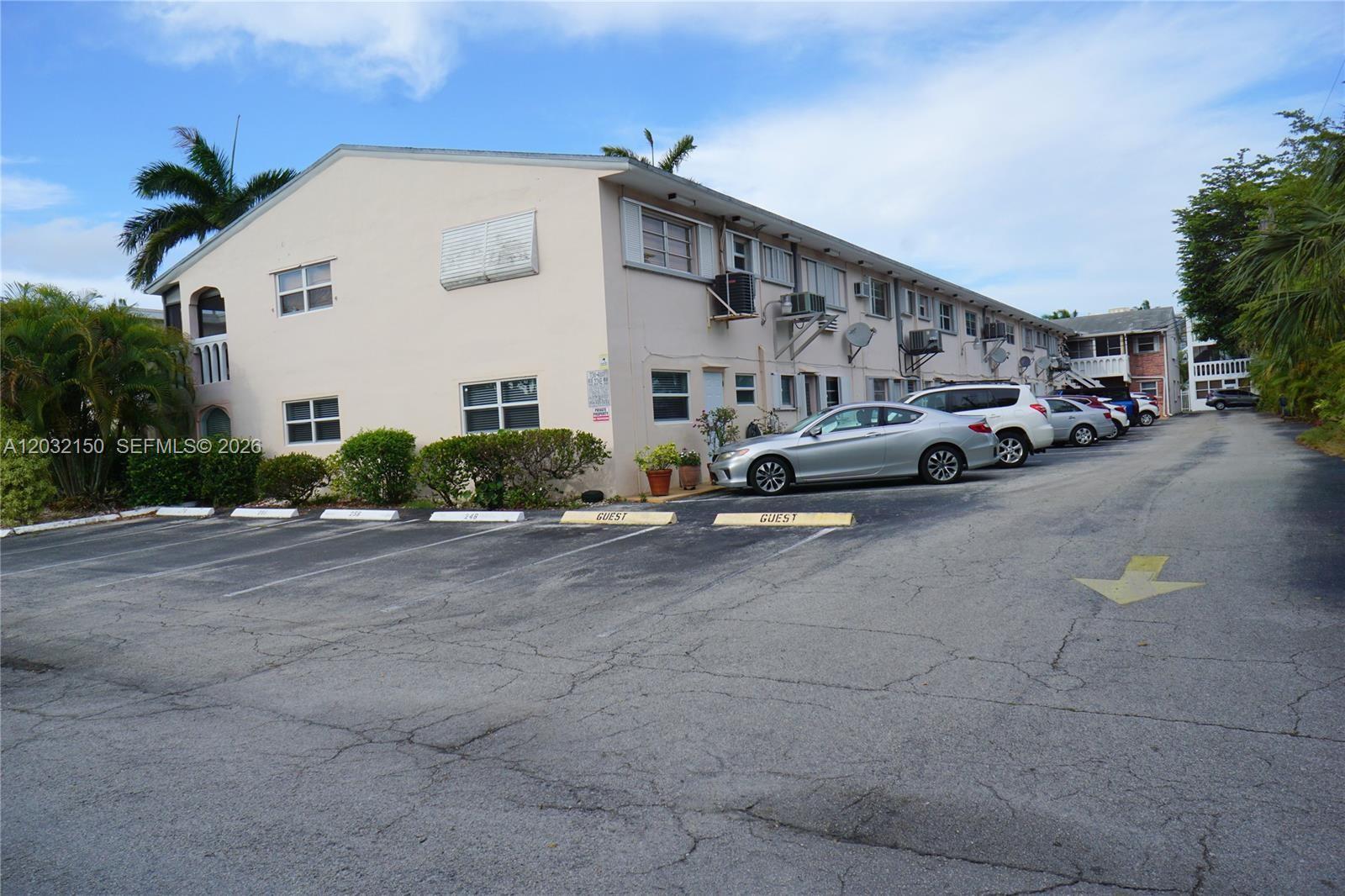 160 NE 8th Ave #25A Hallandale Beach, FL 33009