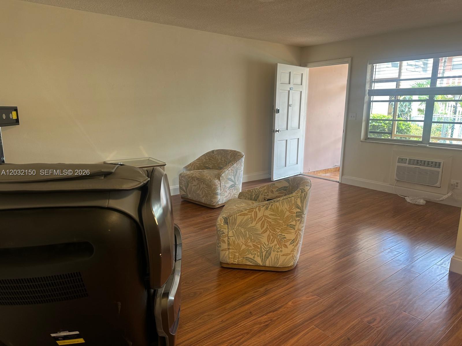 160 NE 8th Ave #25A Hallandale Beach, FL 33009
