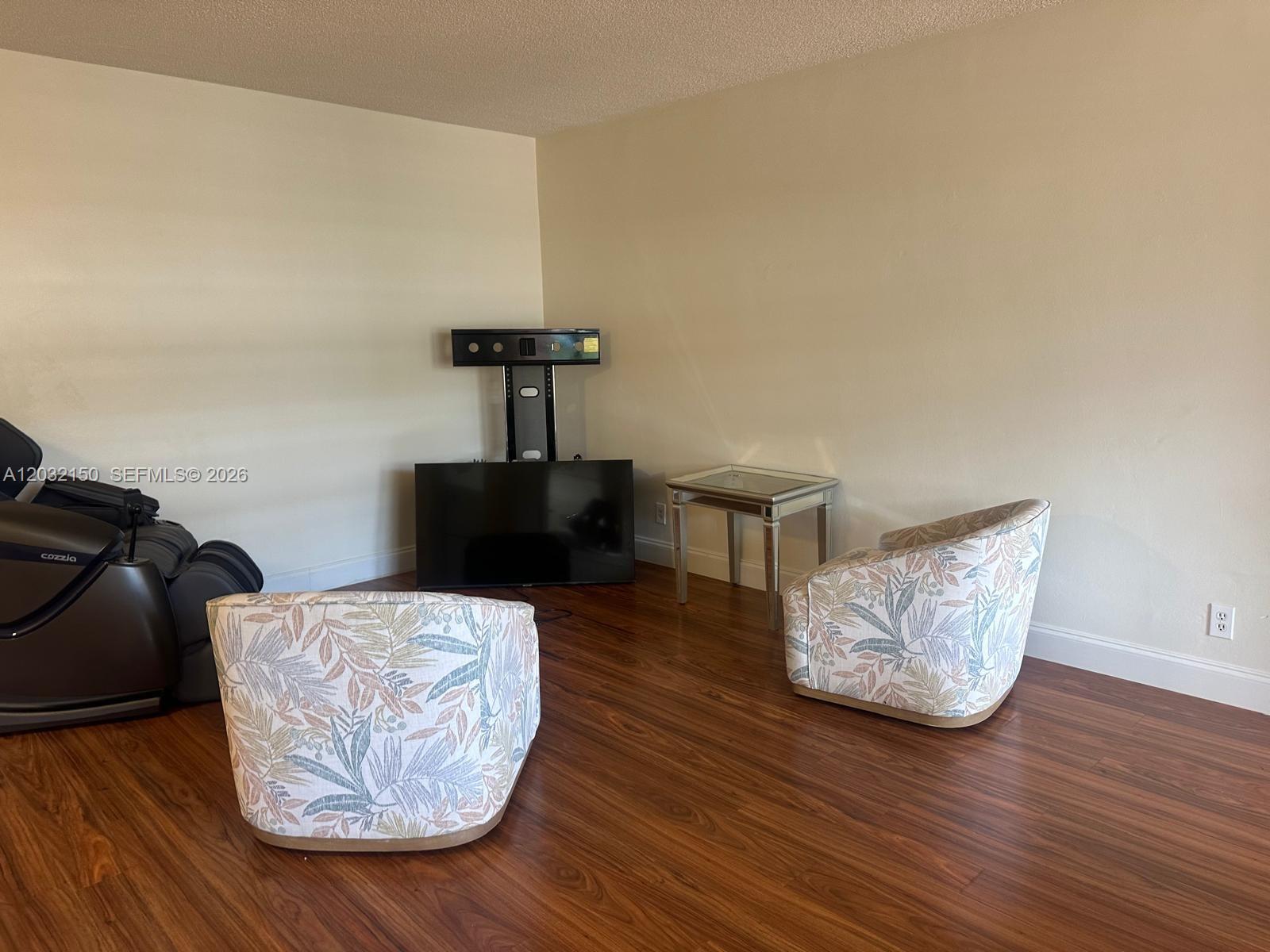 160 NE 8th Ave #25A Hallandale Beach, FL 33009