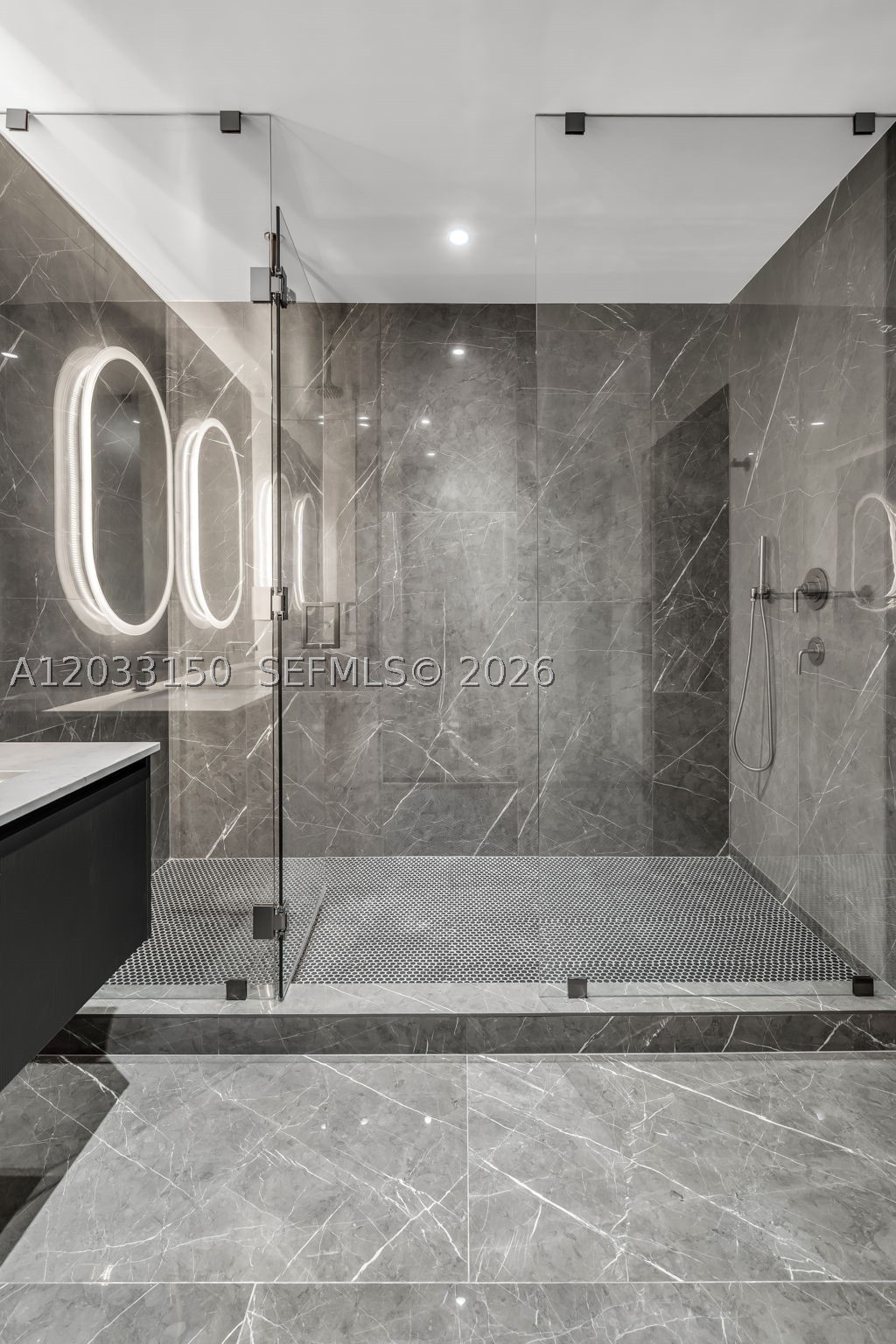 image E11EVEN Hotel & Residences28