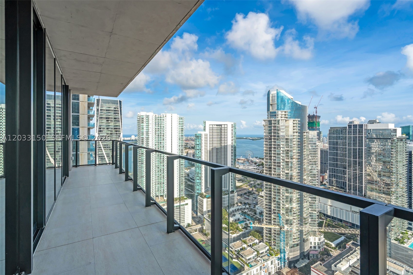 image E11EVEN Hotel & Residences32