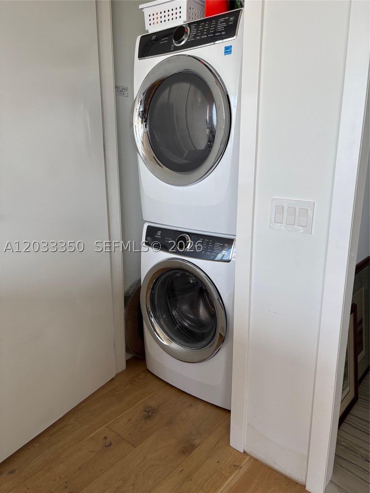 Undisclosed Address Miami Beach, FL 33154