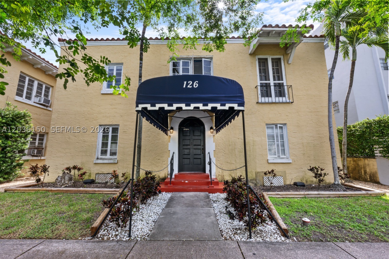 126 Mendoza Ave #5