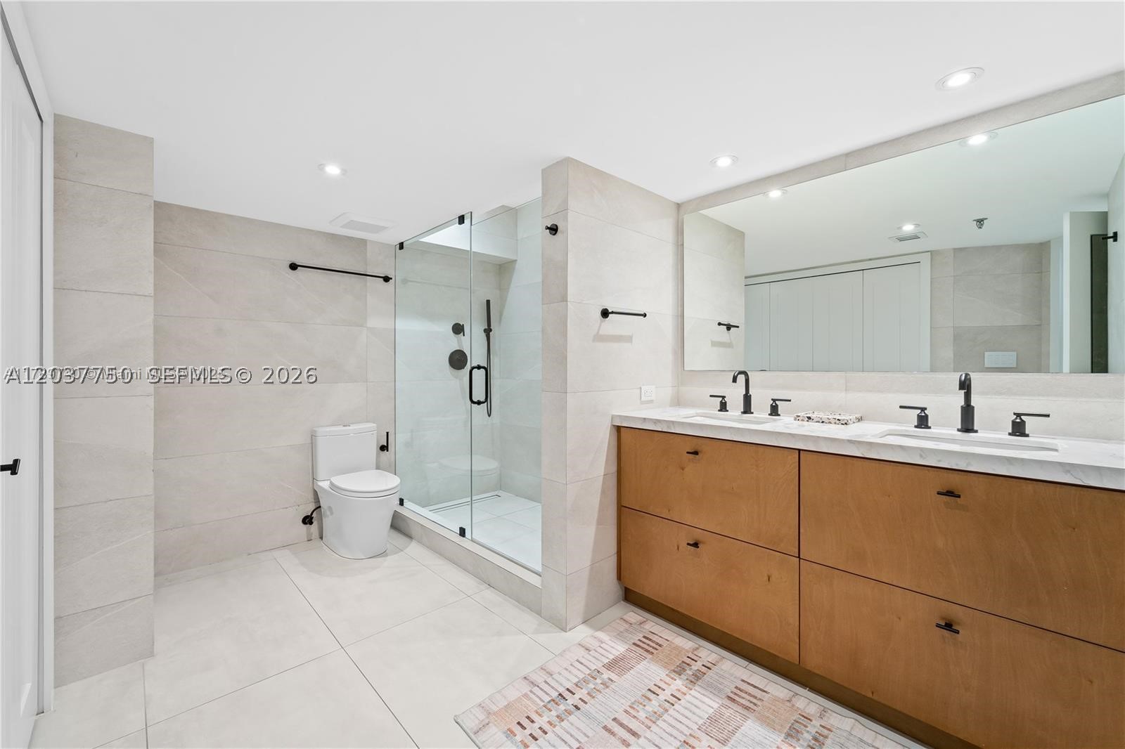 image Brickell Key One12