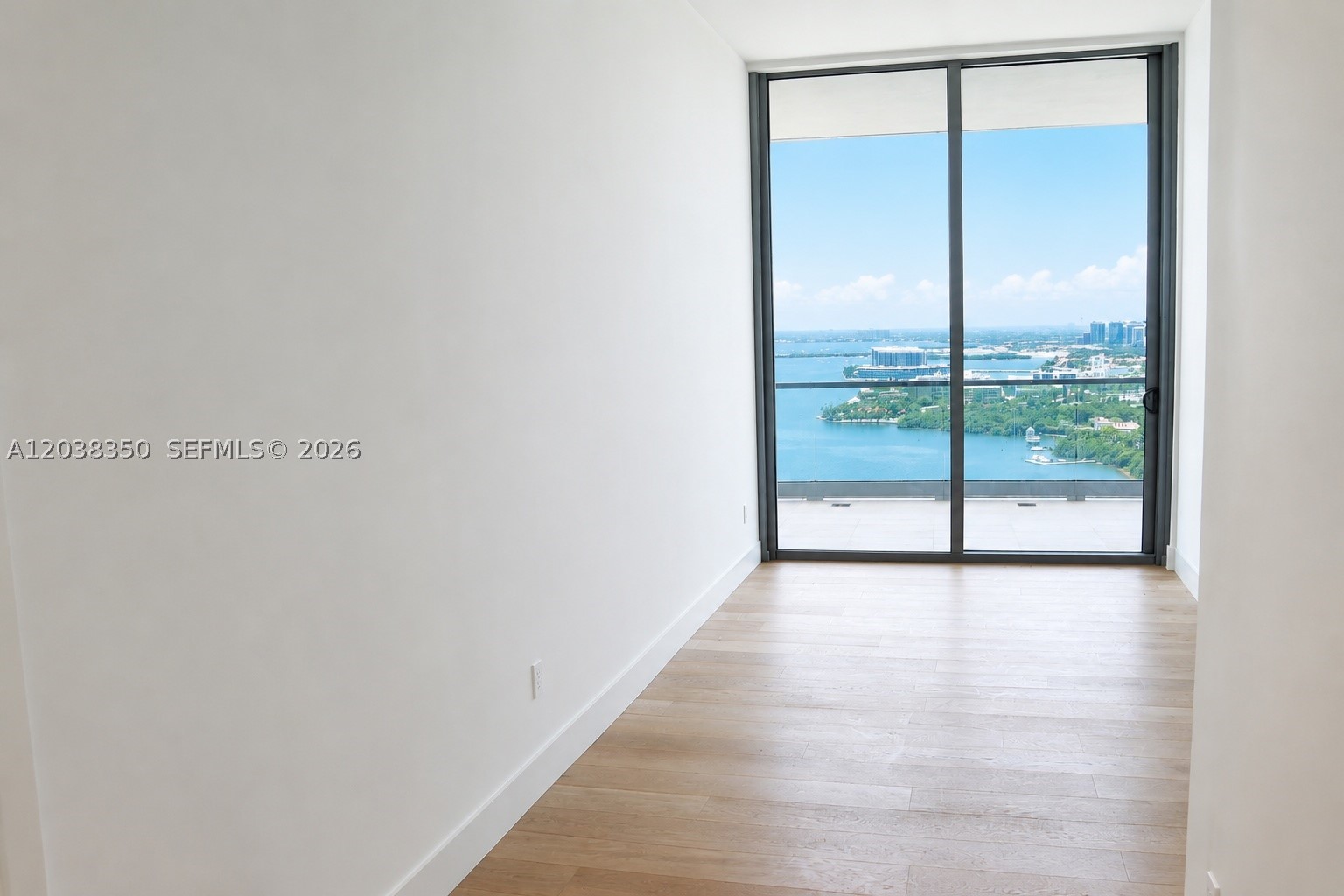 175 SE 25th Rd #3103 Miami, FL 33129