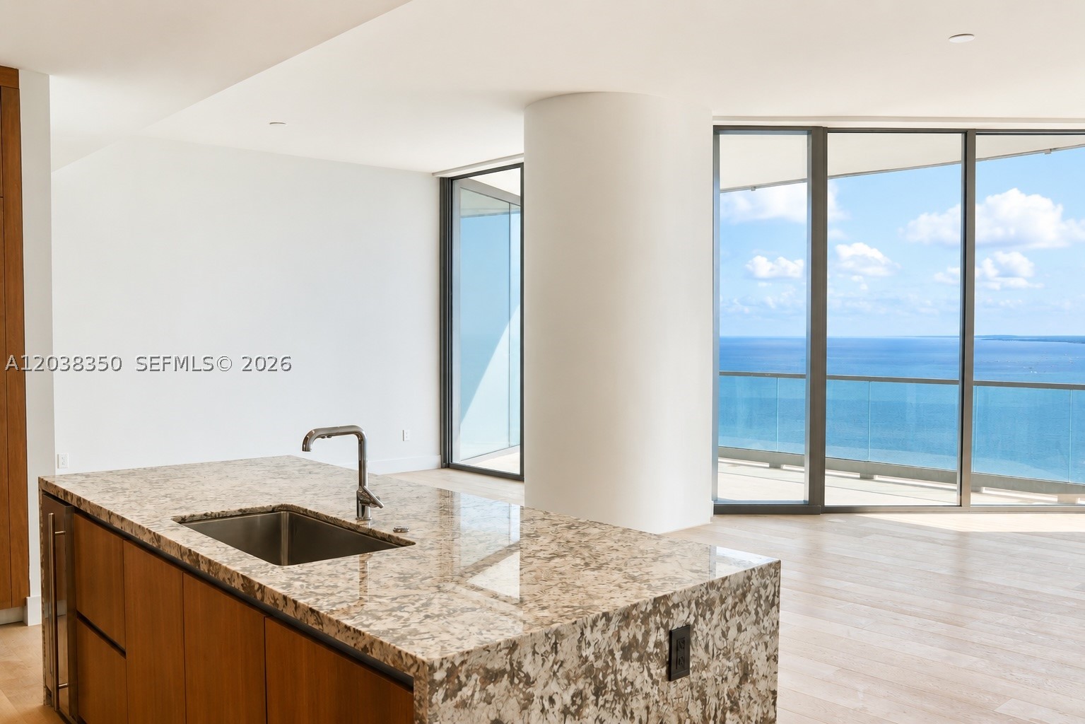 175 SE 25th Rd #3103 Miami, FL 33129
