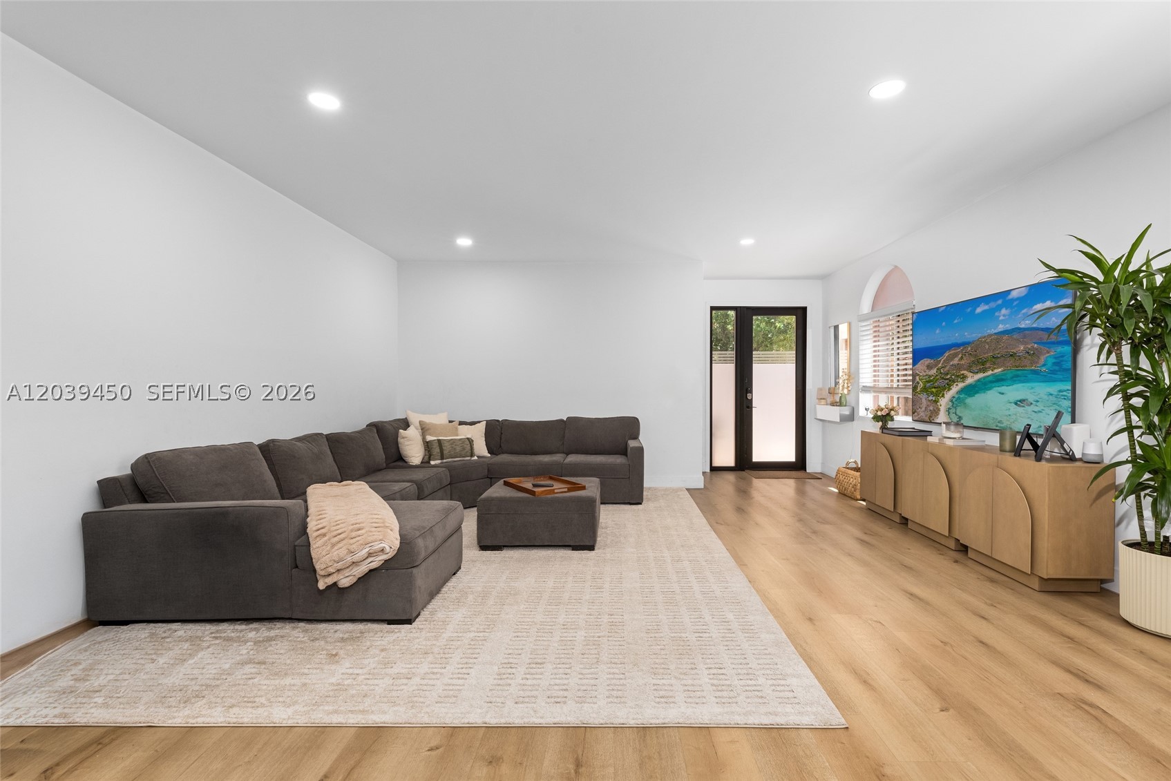3125 Jackson Ave #3125 Miami, FL 33133