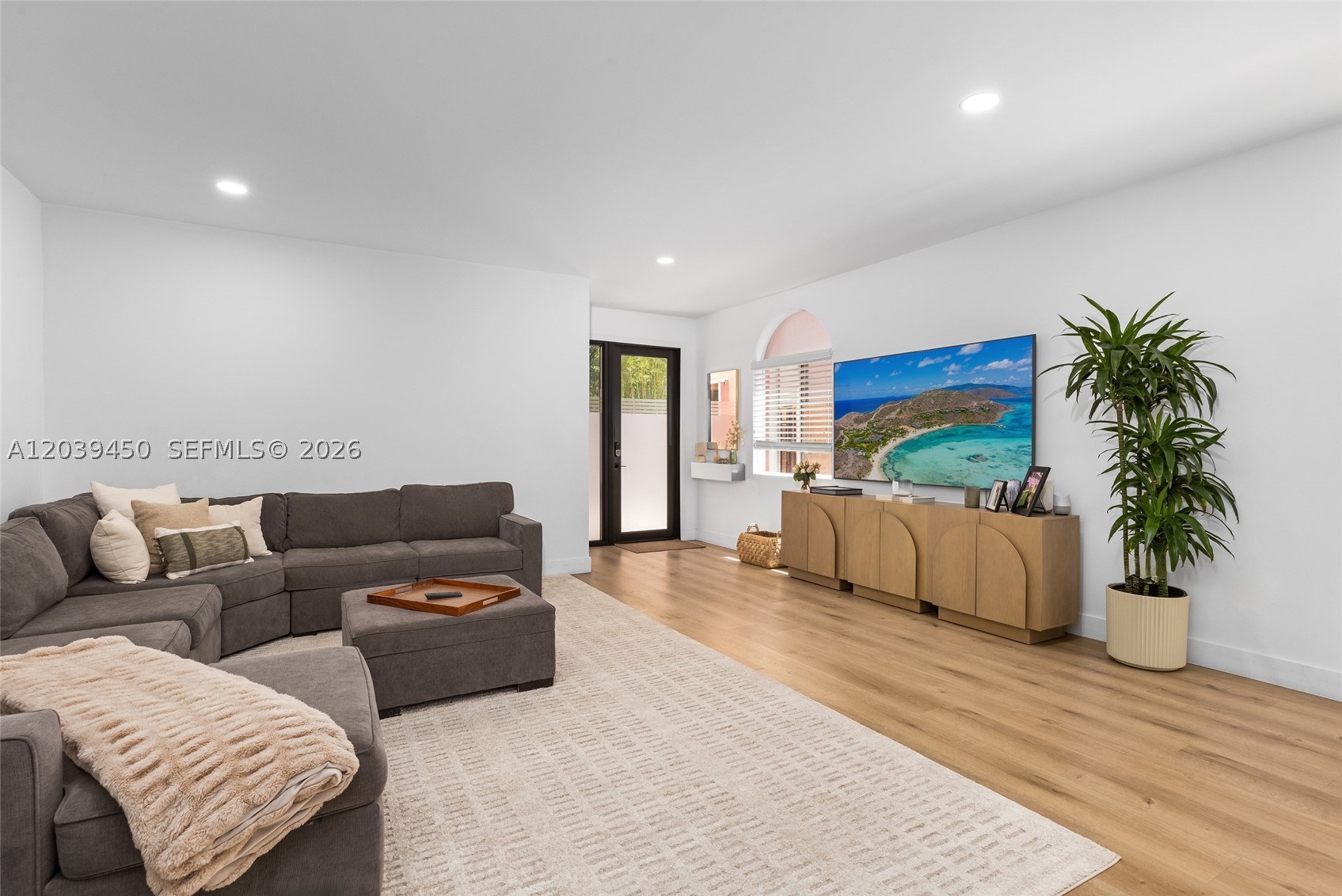 3125 Jackson Ave #3125 Miami, FL 33133