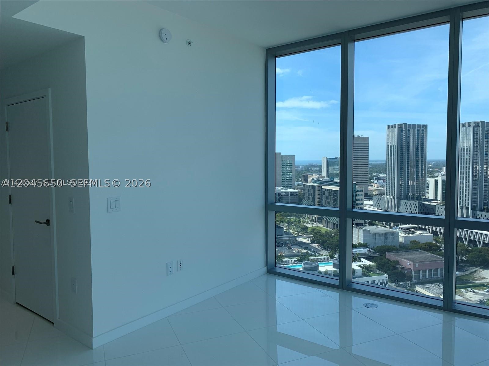 image Paramount Miami Worldcenter13