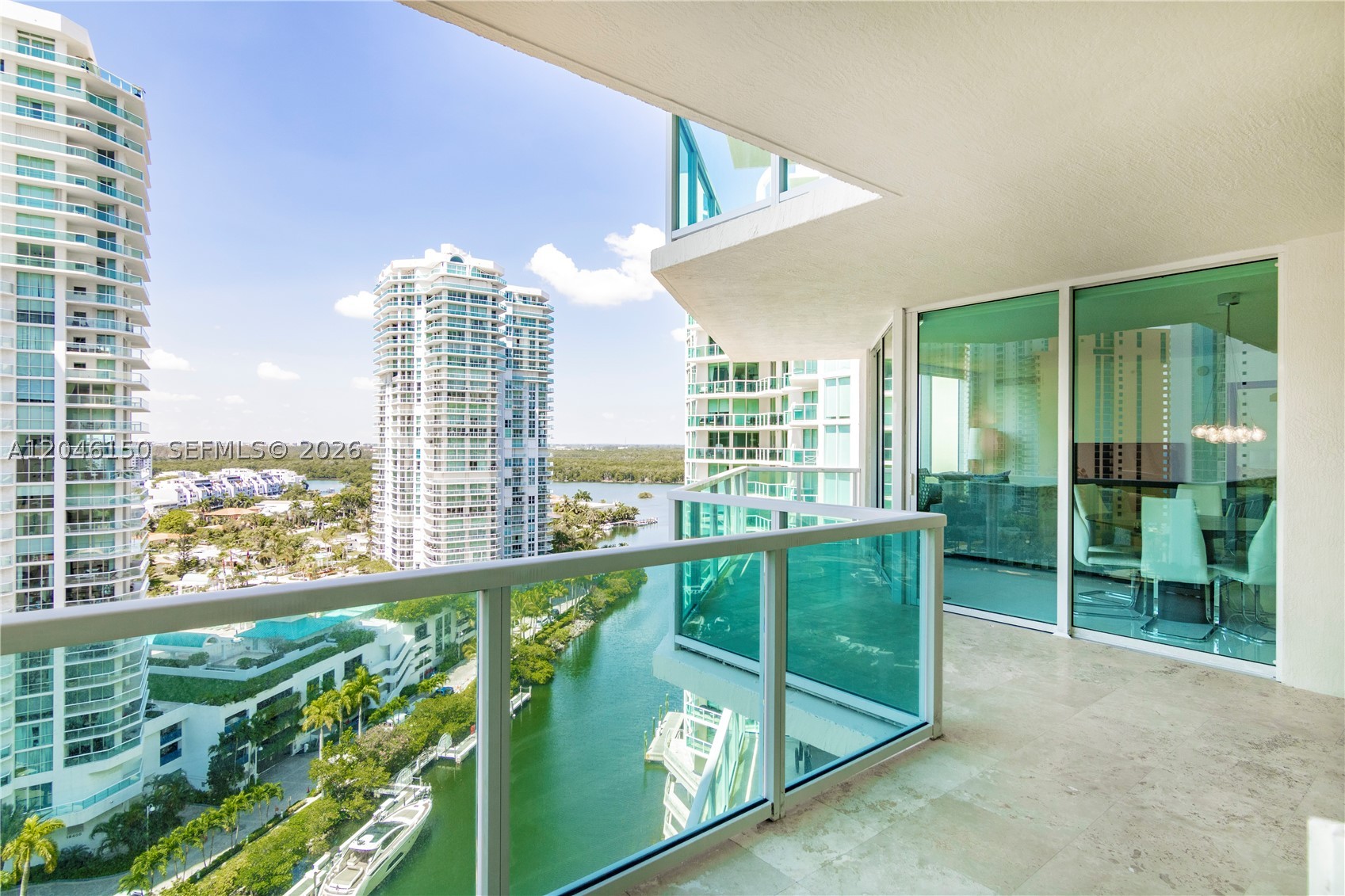 image St Tropez Sunny Isles15