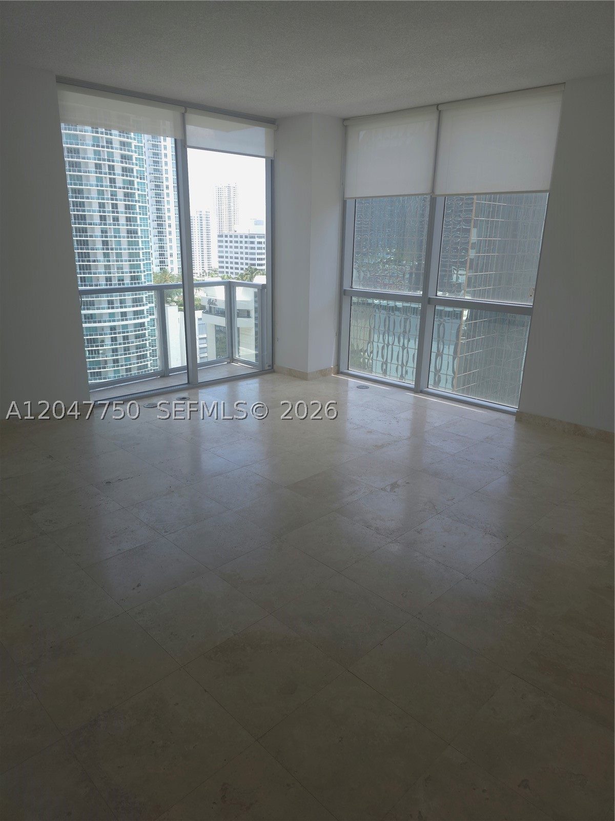 image 1060 Brickell - 10600