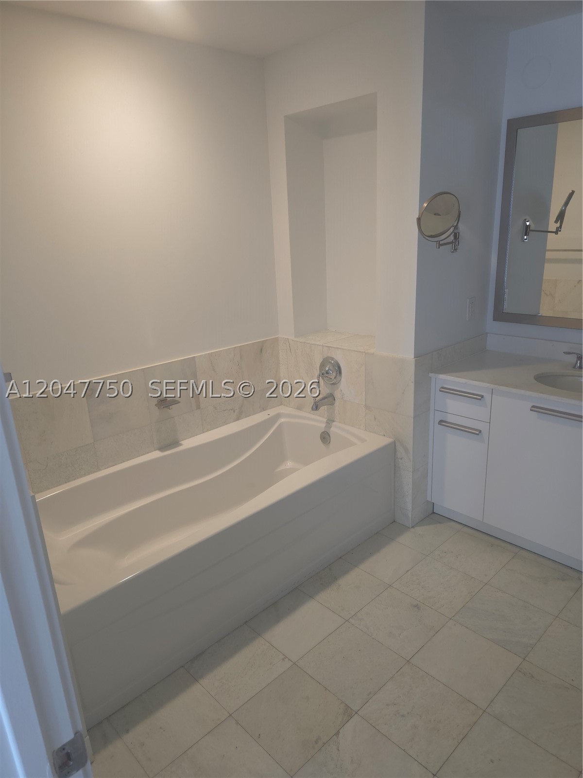image 1060 Brickell - 106017