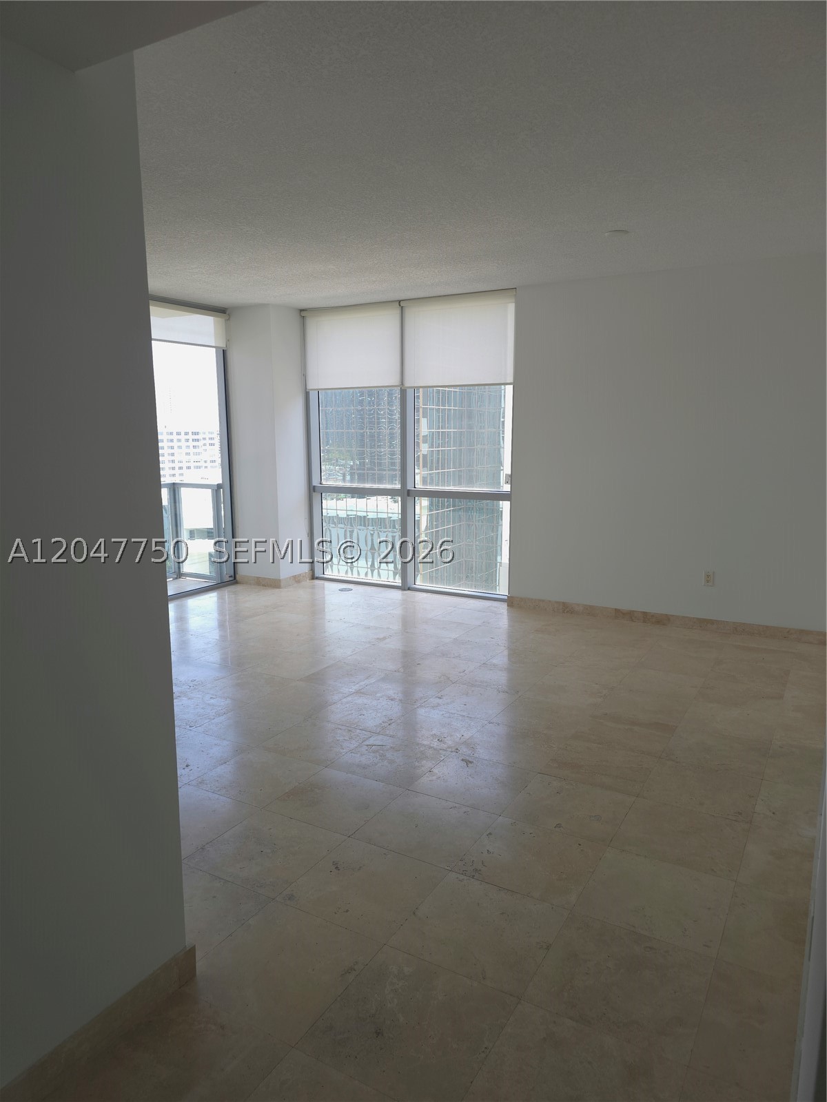 image 1060 Brickell - 10601