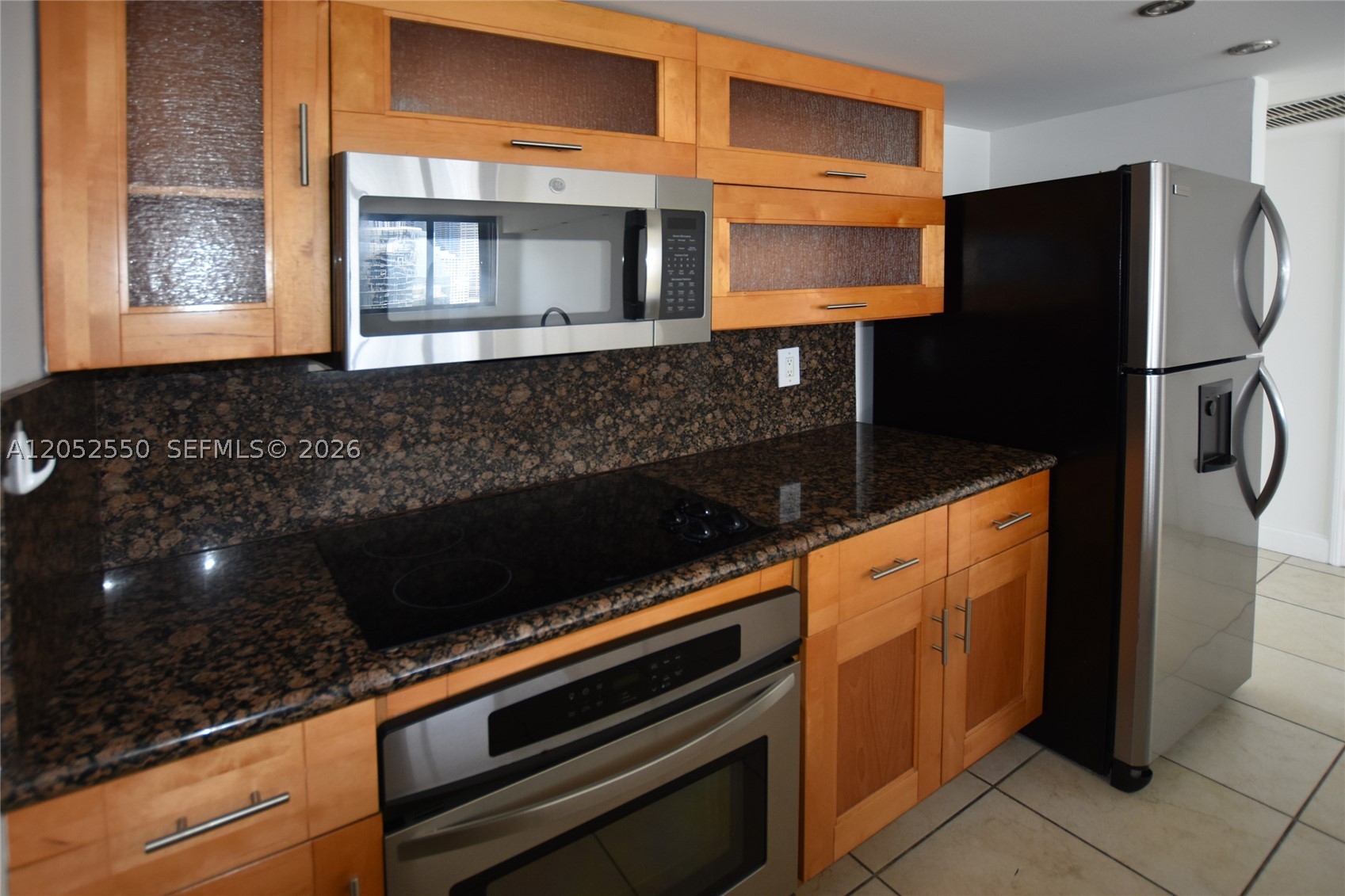 540 Brickell Key Dr #1511