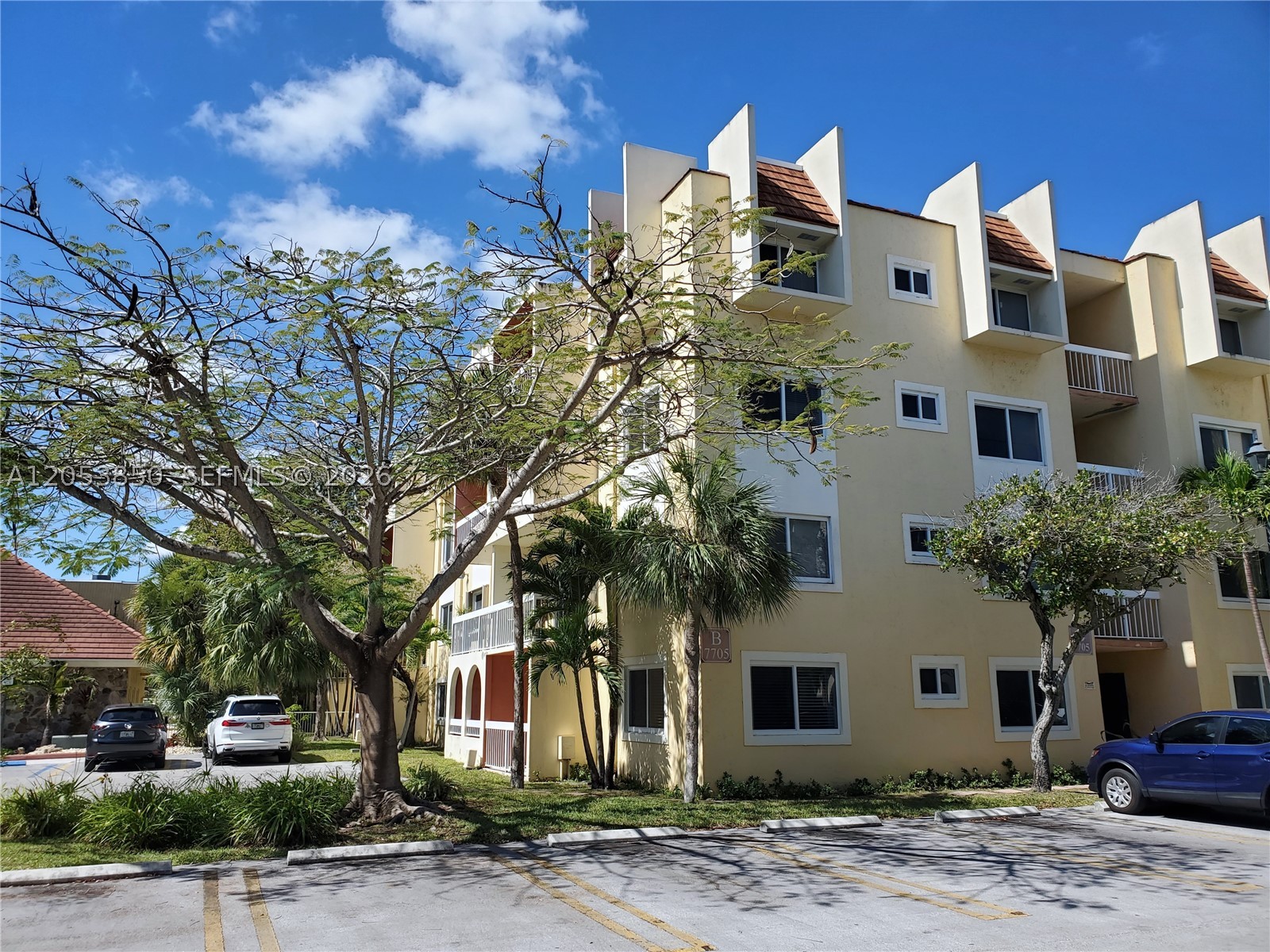 7705 Camino Real #B401