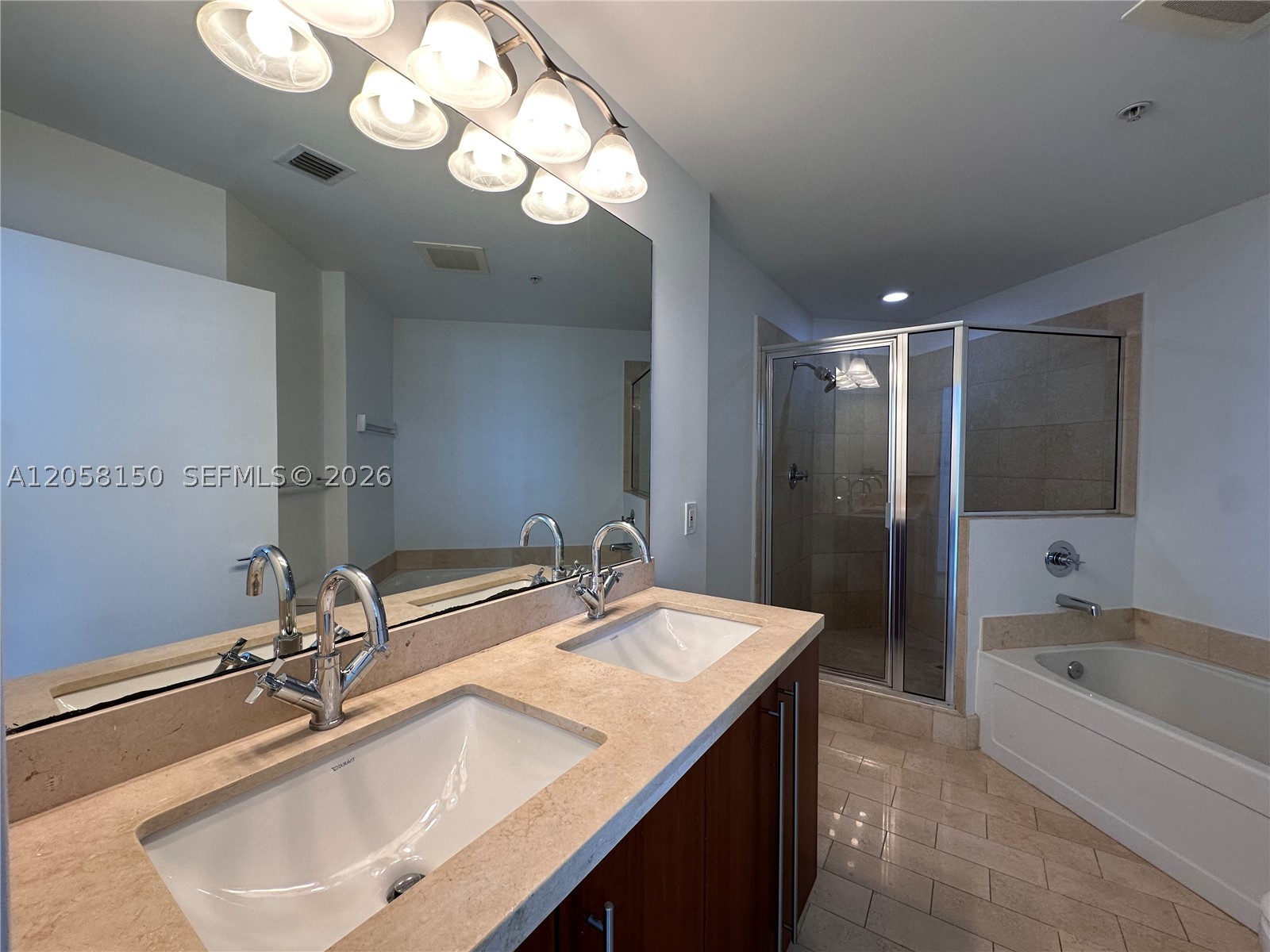 image Axis on Brickell North13