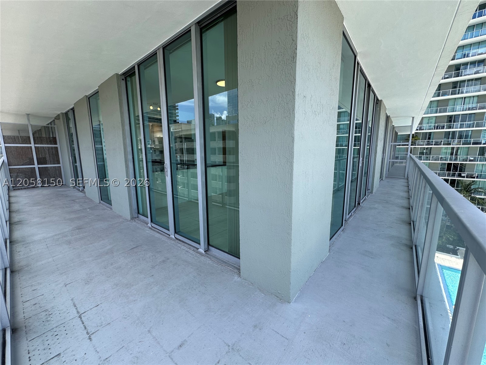 image Axis on Brickell North28