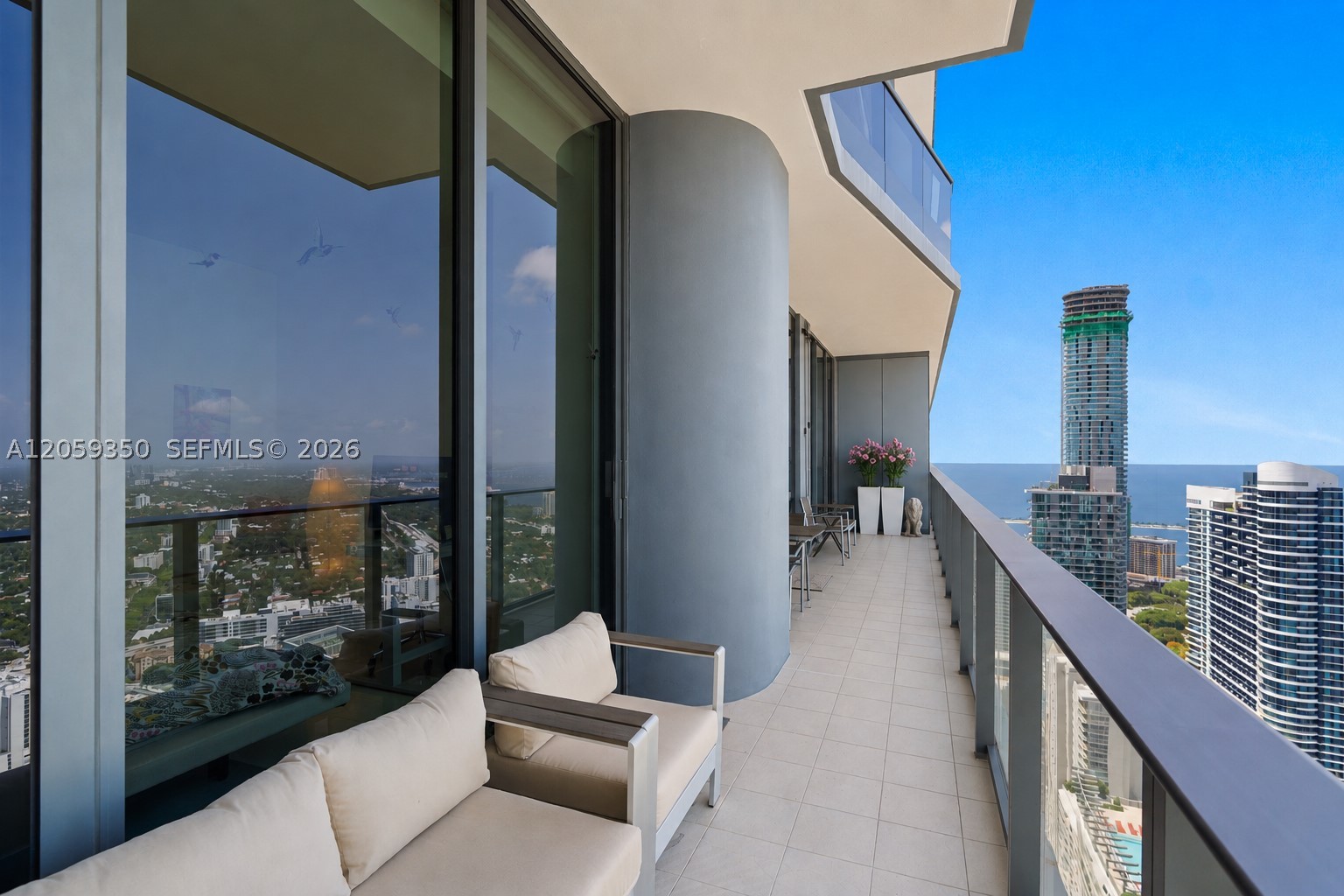 image Brickell Flatiron21