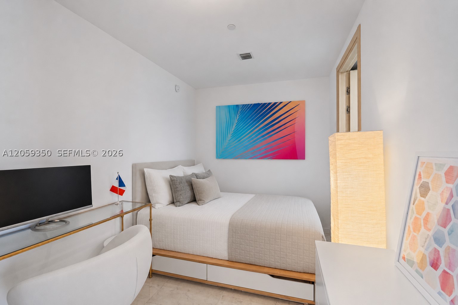 image Brickell Flatiron34