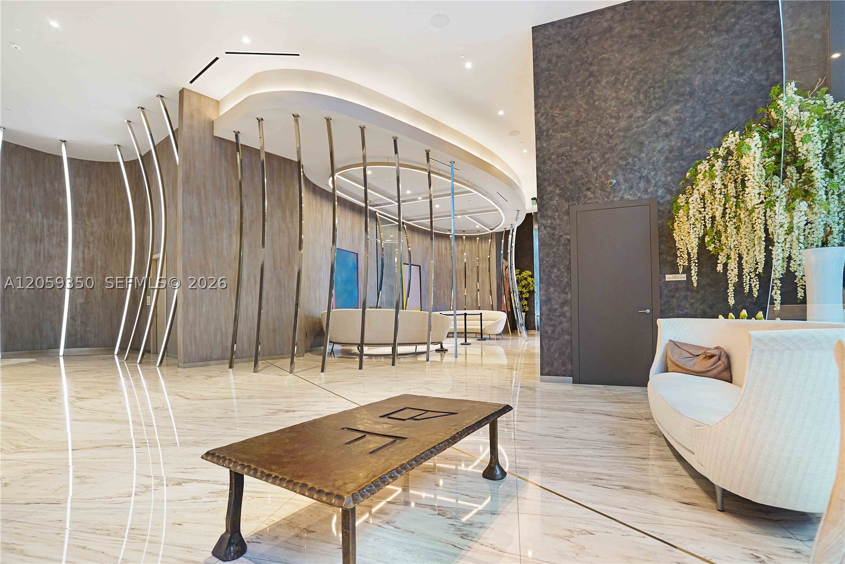 image Brickell Flatiron47