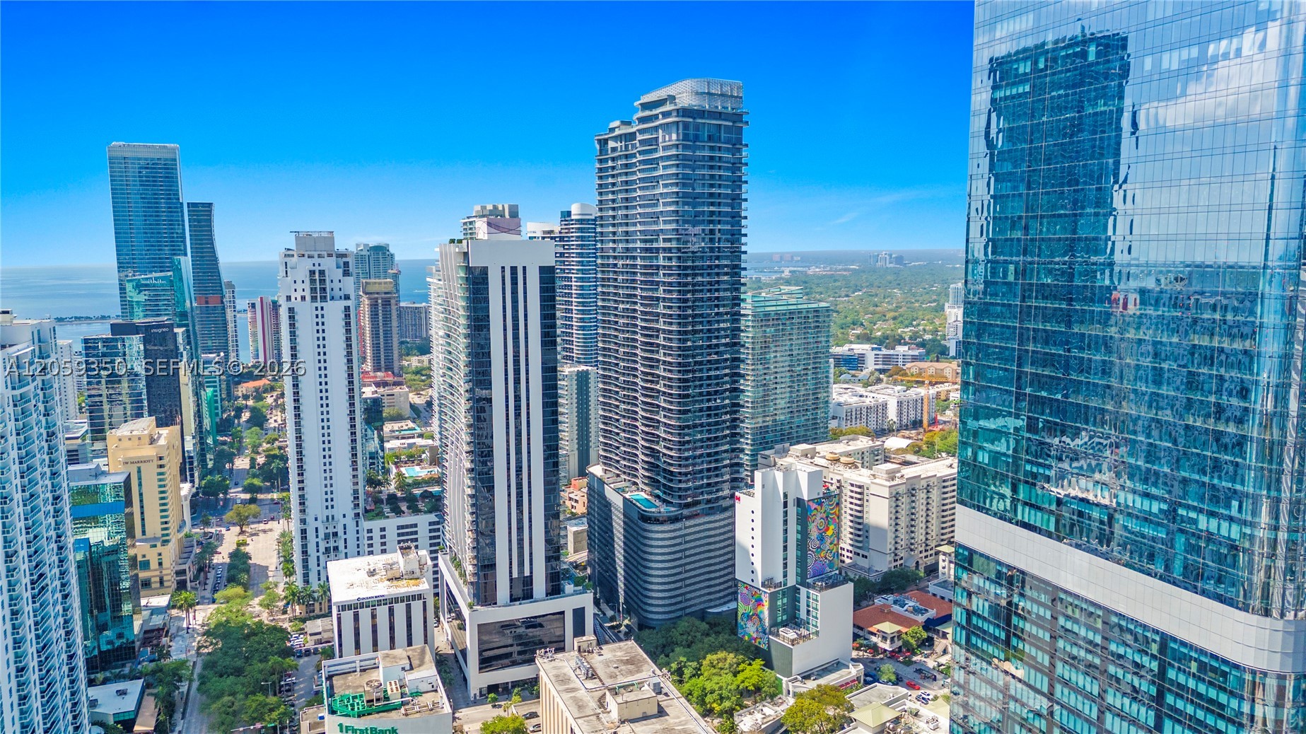 image Brickell Flatiron73