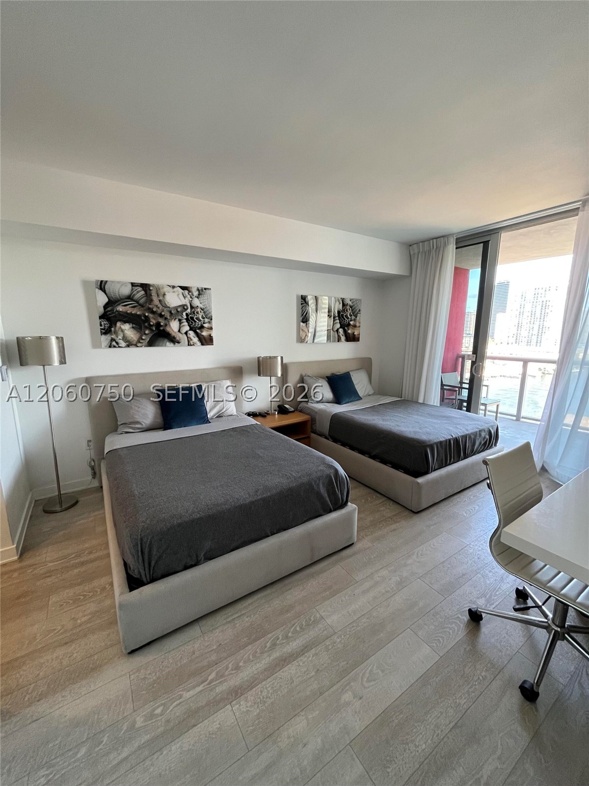 image Beachwalk Condominium15