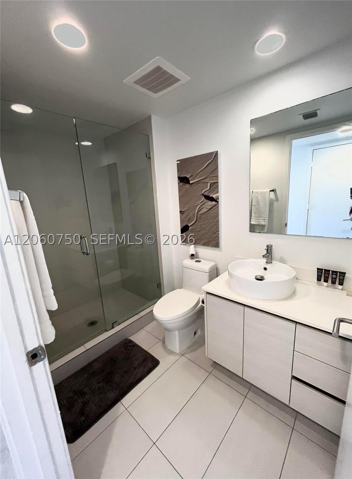 image Beachwalk Condominium18